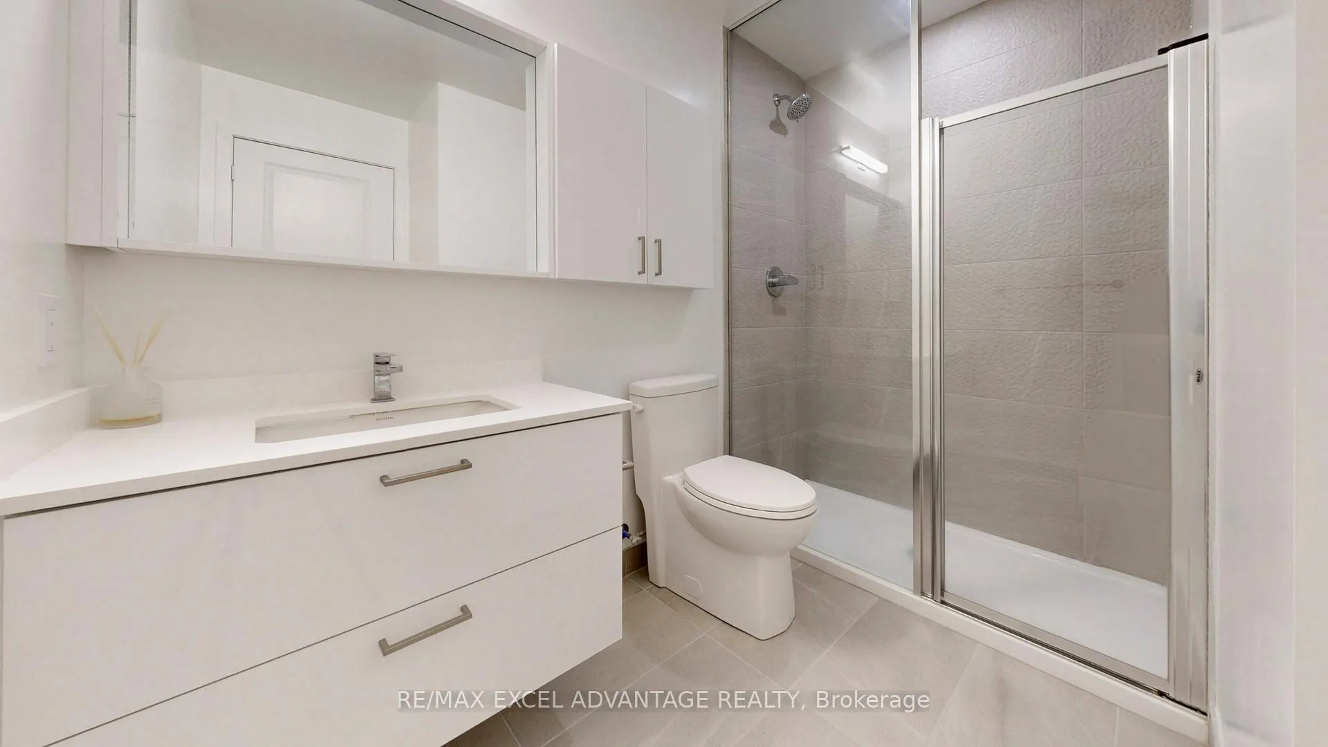 Photo 14 of Unit 525, 50 Upper Mall Way, Vaughan, Brownridge — HOMEH