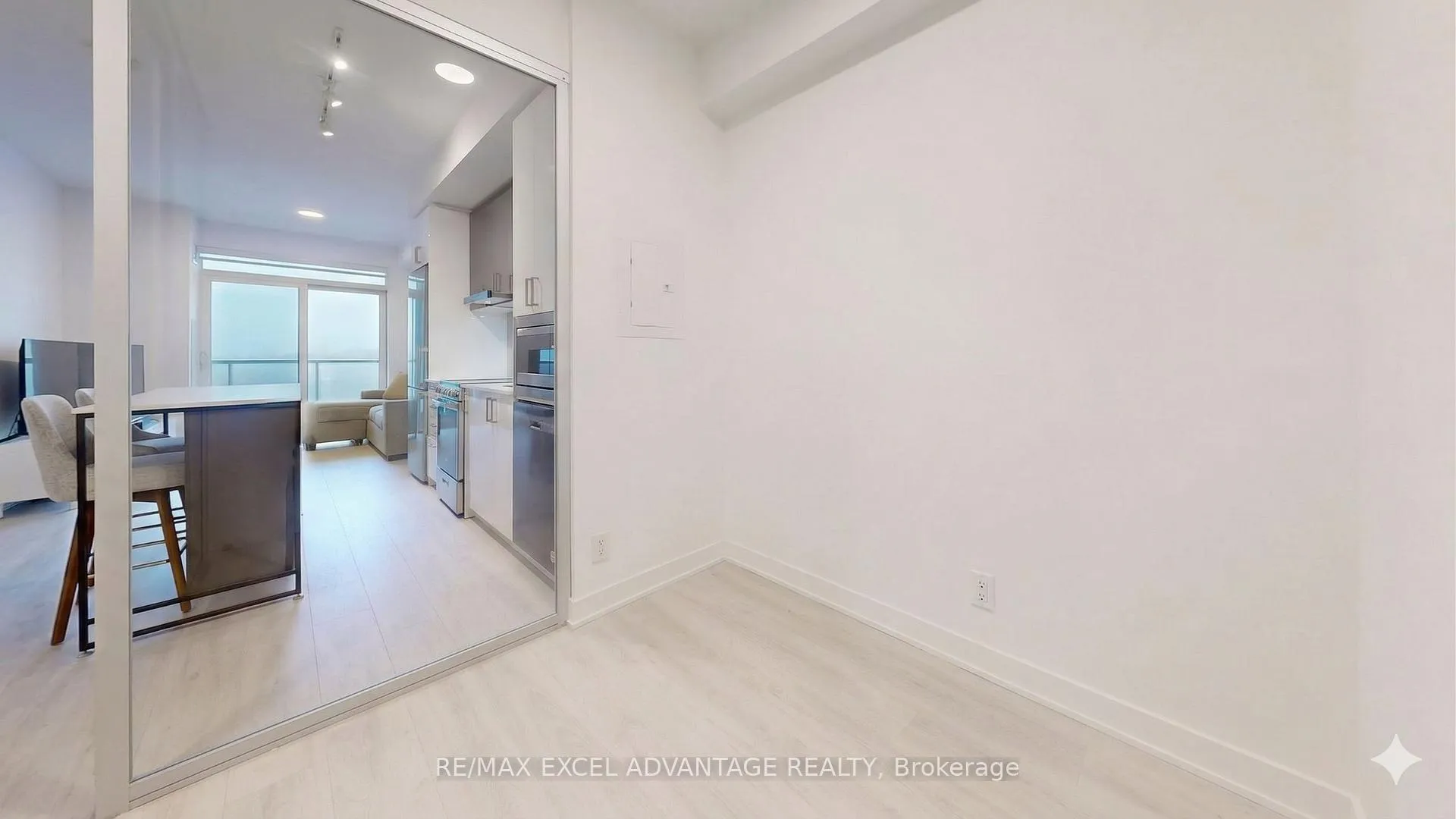 Photo 21 of Unit 525, 50 Upper Mall Way, Vaughan, Brownridge — HOMEH