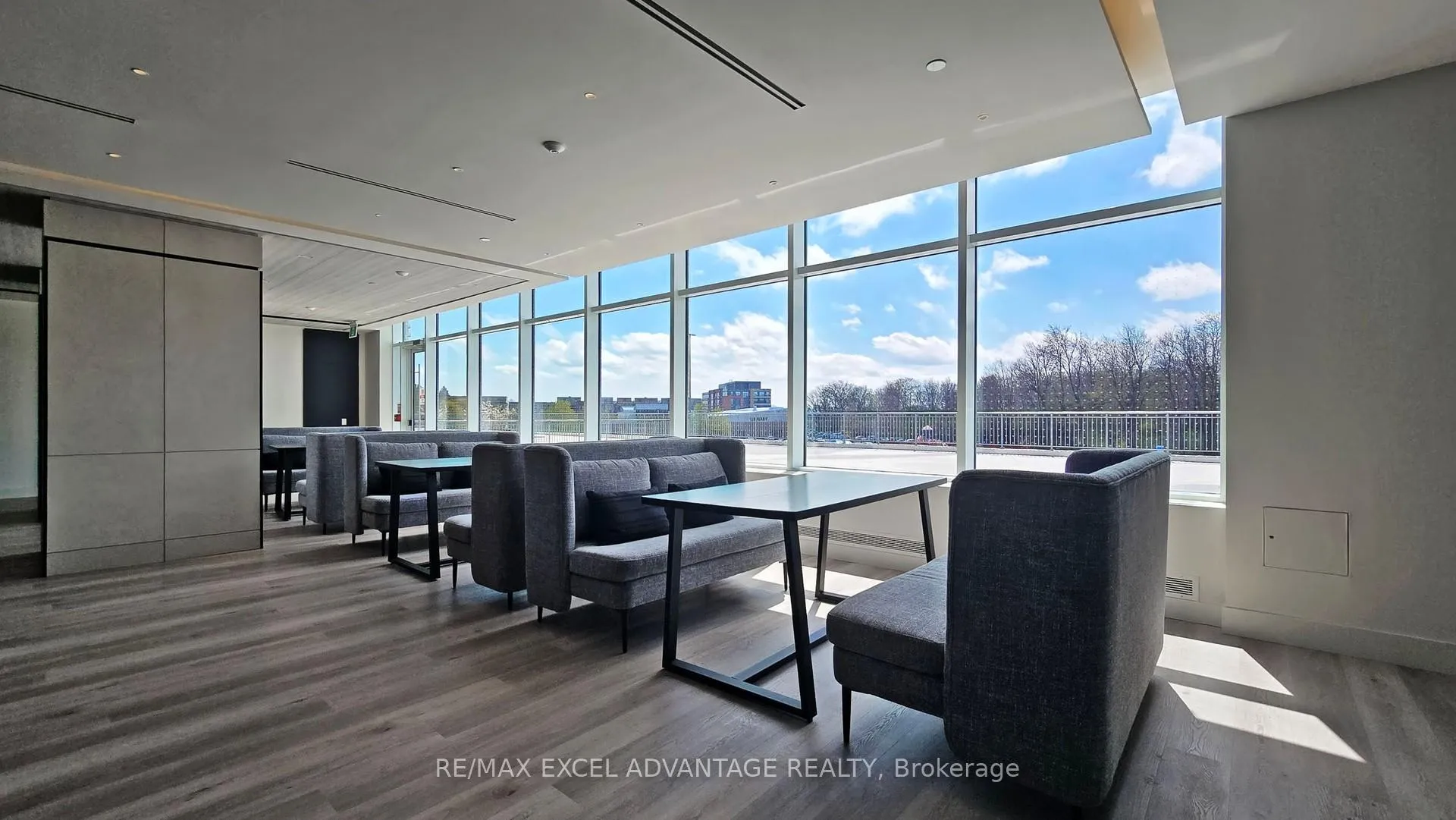 Photo 29 of Unit 525, 50 Upper Mall Way, Vaughan, Brownridge — HOMEH