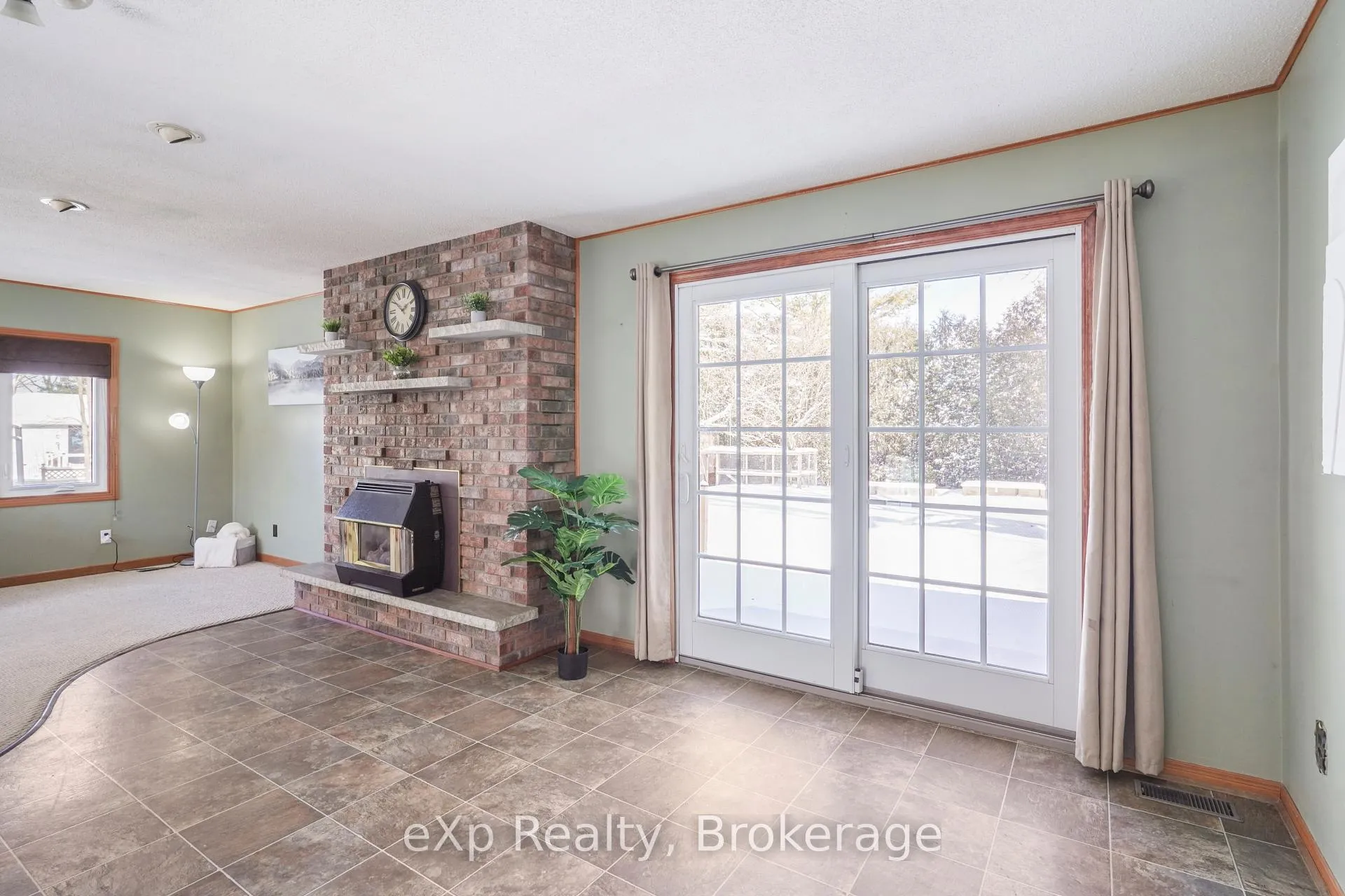 Photo 9 of 78 Victoria Avenue E, South Huron, Stephen — HOMEH