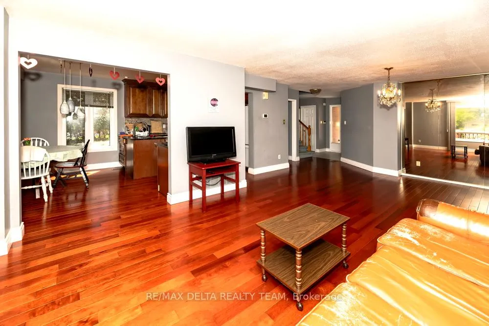 Photo 9 of 132 Acklam Terrace W, Ottawa, Kanata - Morgan's Grant/South March — HOMEH