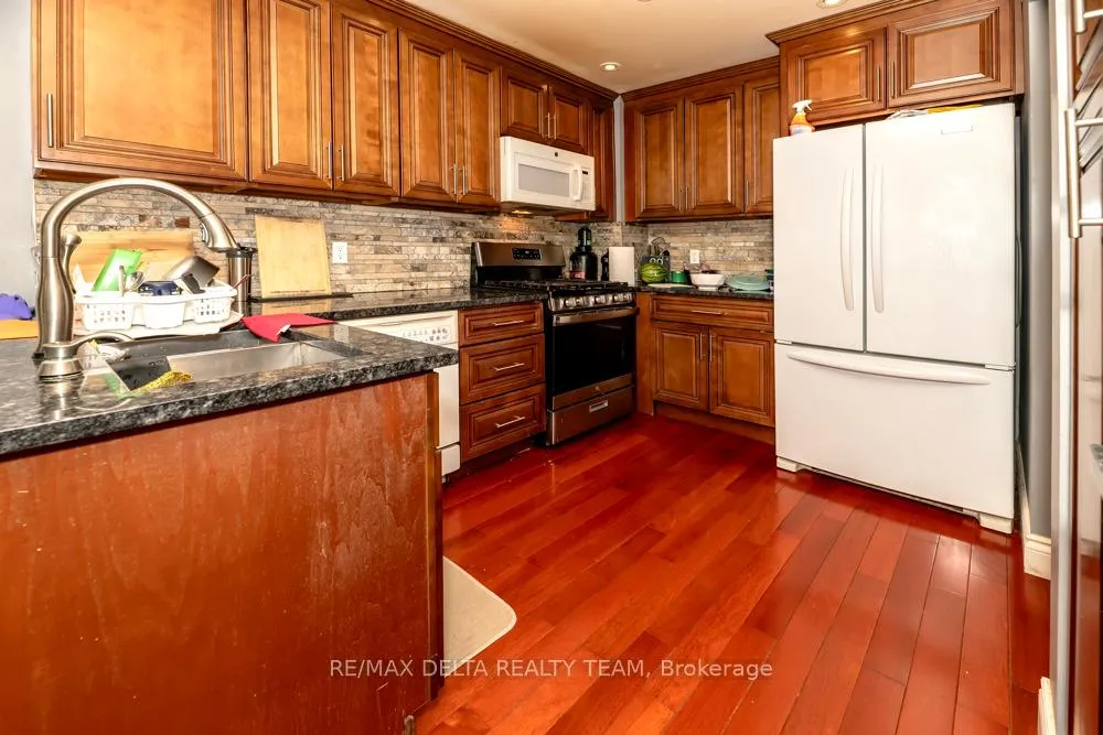 Photo 14 of 132 Acklam Terrace W, Ottawa, Kanata - Morgan's Grant/South March — HOMEH