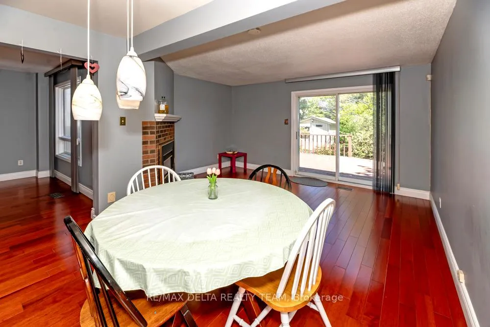 Photo 16 of 132 Acklam Terrace W, Ottawa, Kanata - Morgan's Grant/South March — HOMEH