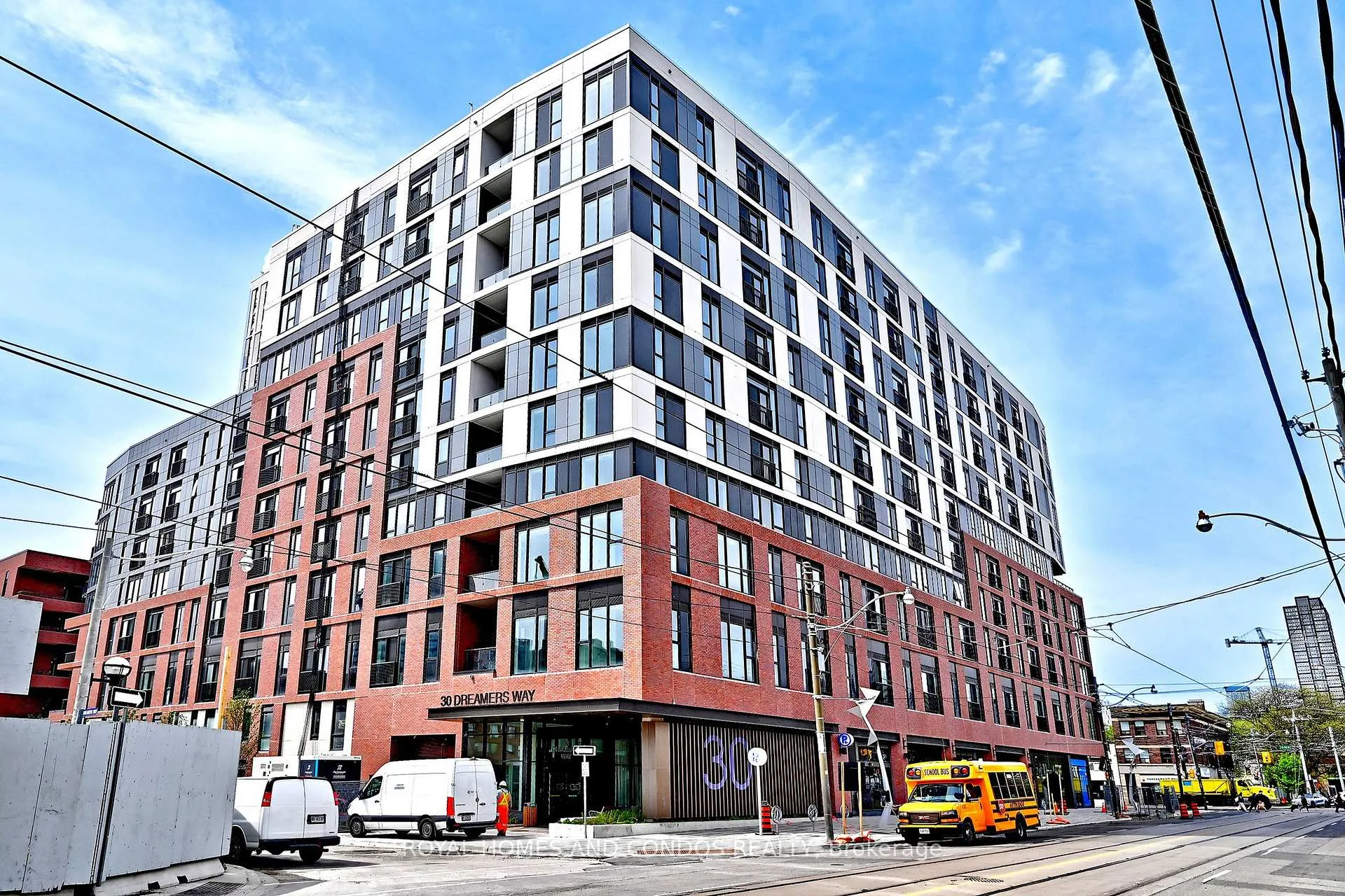 Front of Unit 1110, 10 Oak Street