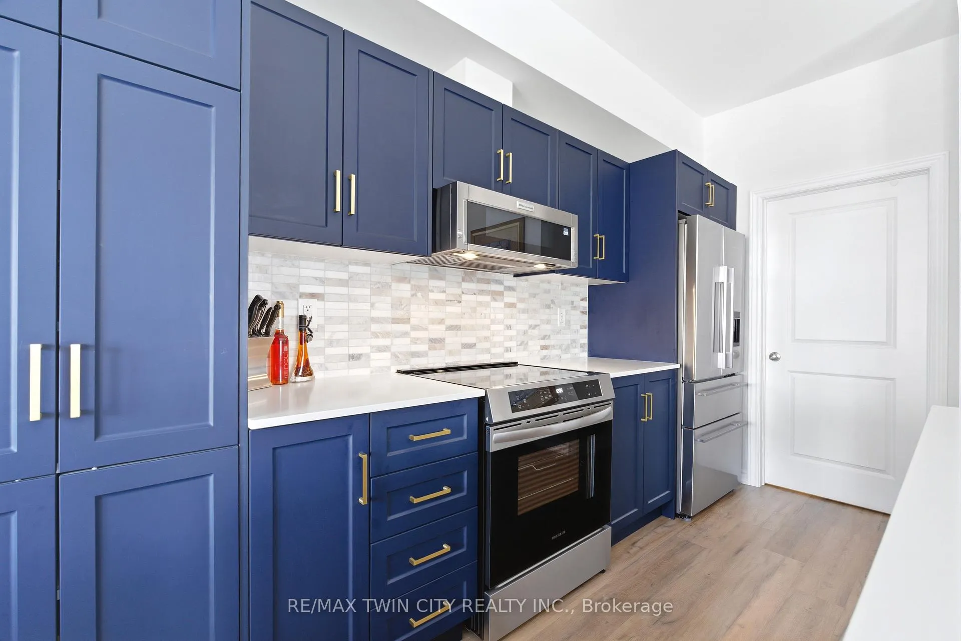Photo 9 of Unit 71, 124 Compass Trail, Cambridge, Hagey — HOMEH