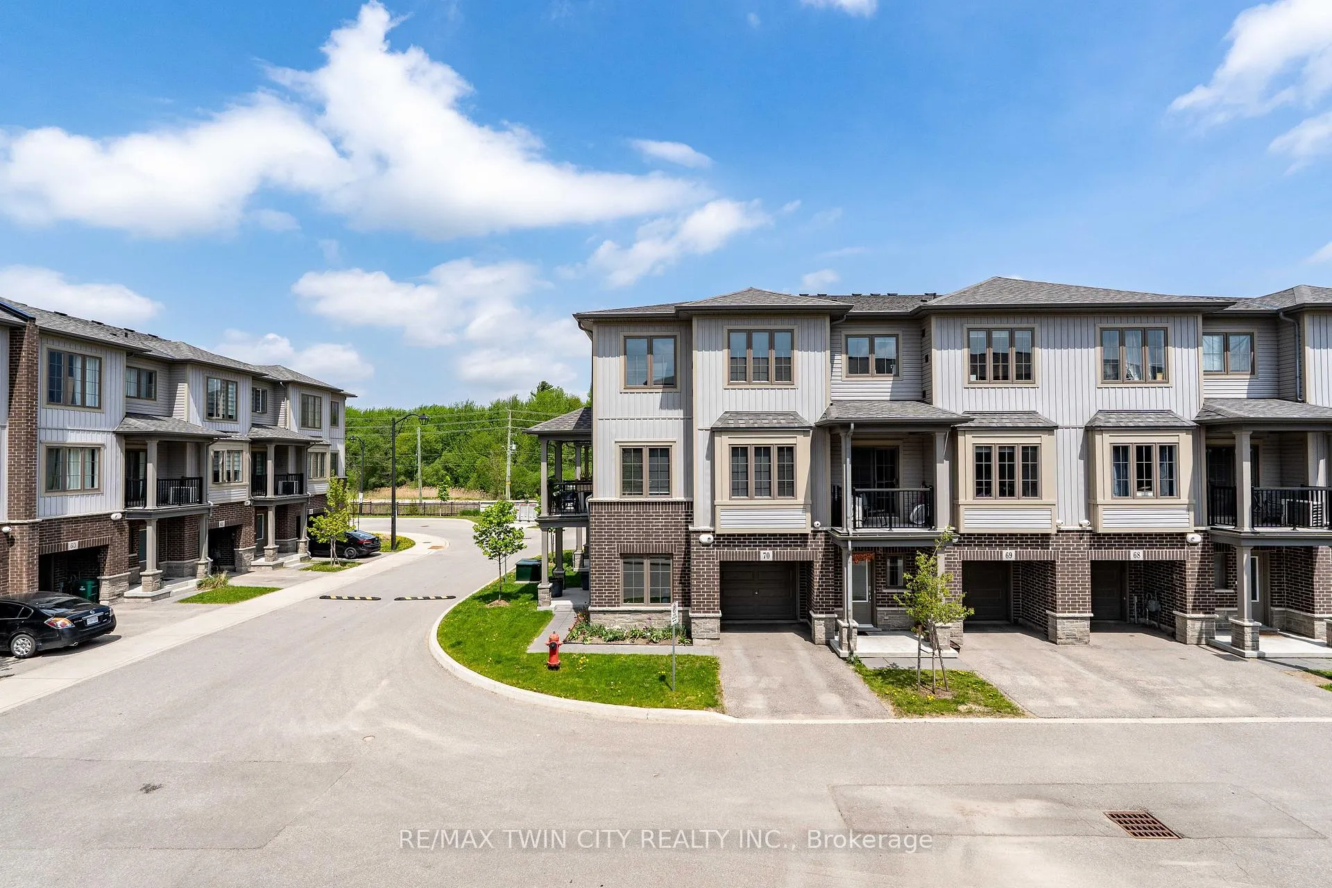 Photo 16 of Unit 71, 124 Compass Trail, Cambridge, Hagey — HOMEH