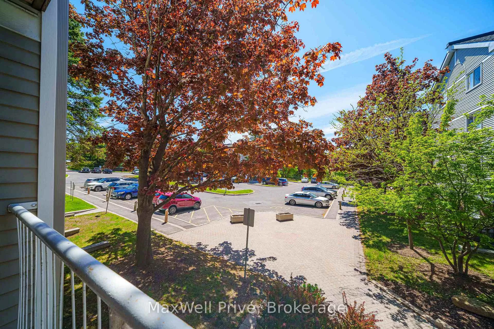 Photo 12 of Unit 218, 250 Brittany Drive, Ottawa, Viscount Alexander Park — HOMEH