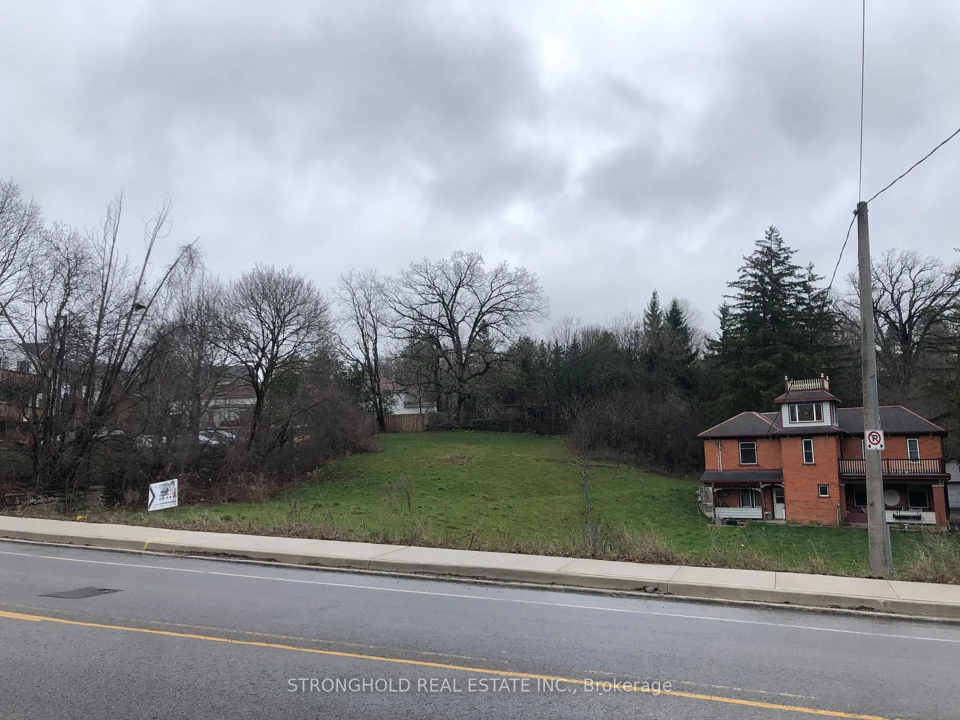 Photo of 26 Bridge Street W
