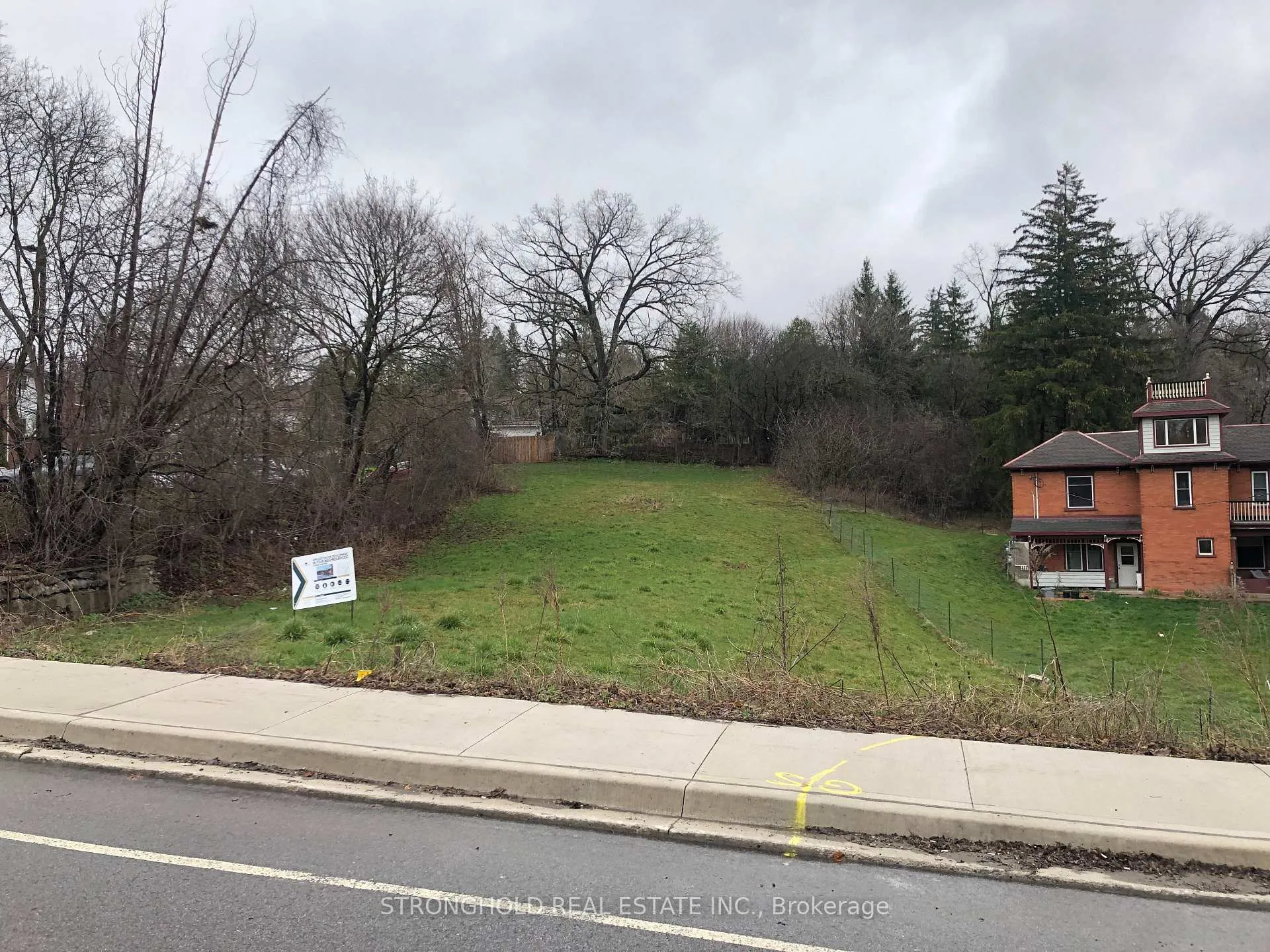 Photo 2 of 26 Bridge Street W, Kitchener, Bridgeport — HOMEH