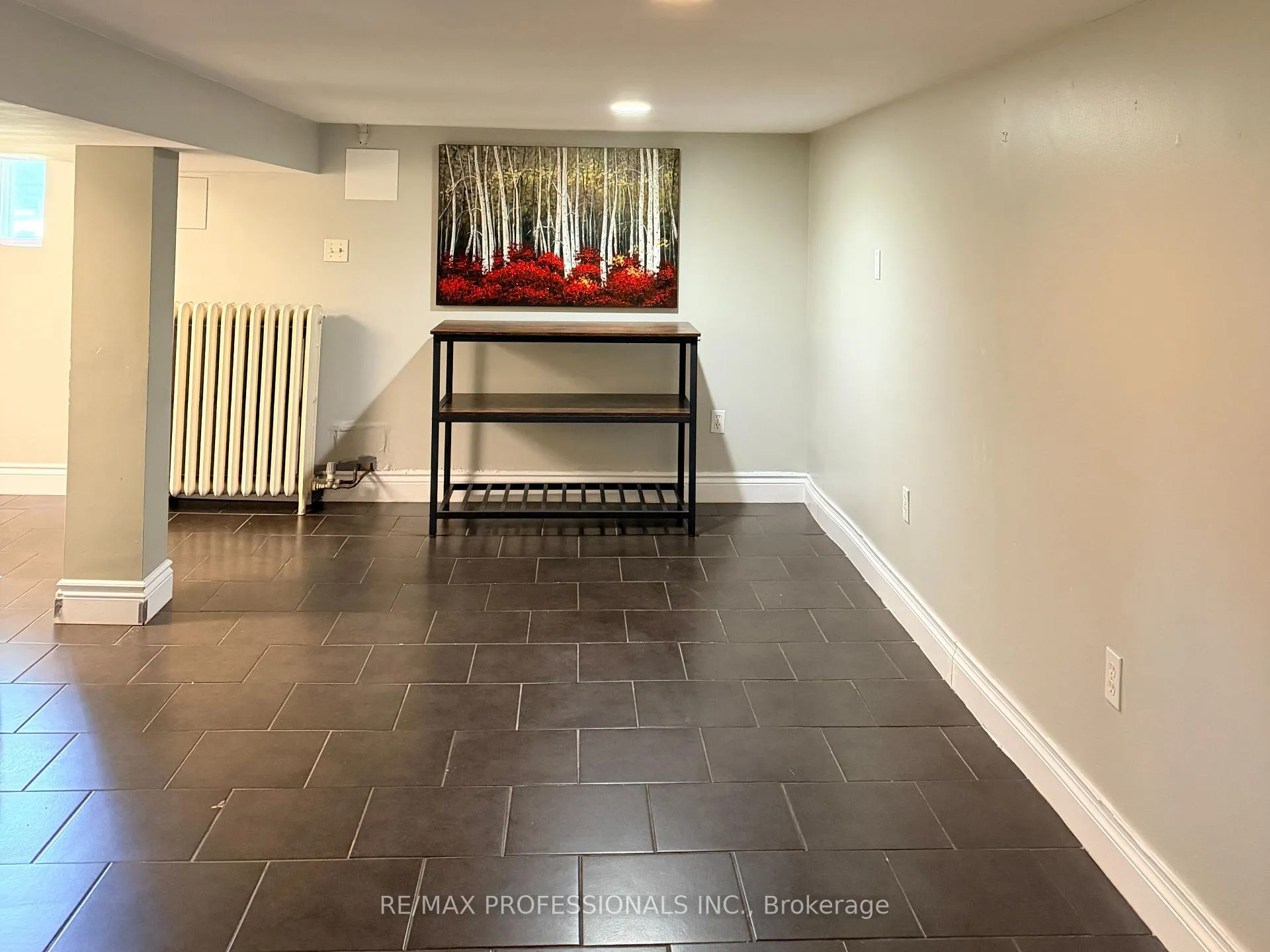 Photo 5 of Unit Lower, 99 Seventeenth Street, Etobicoke, New Toronto — HOMEH