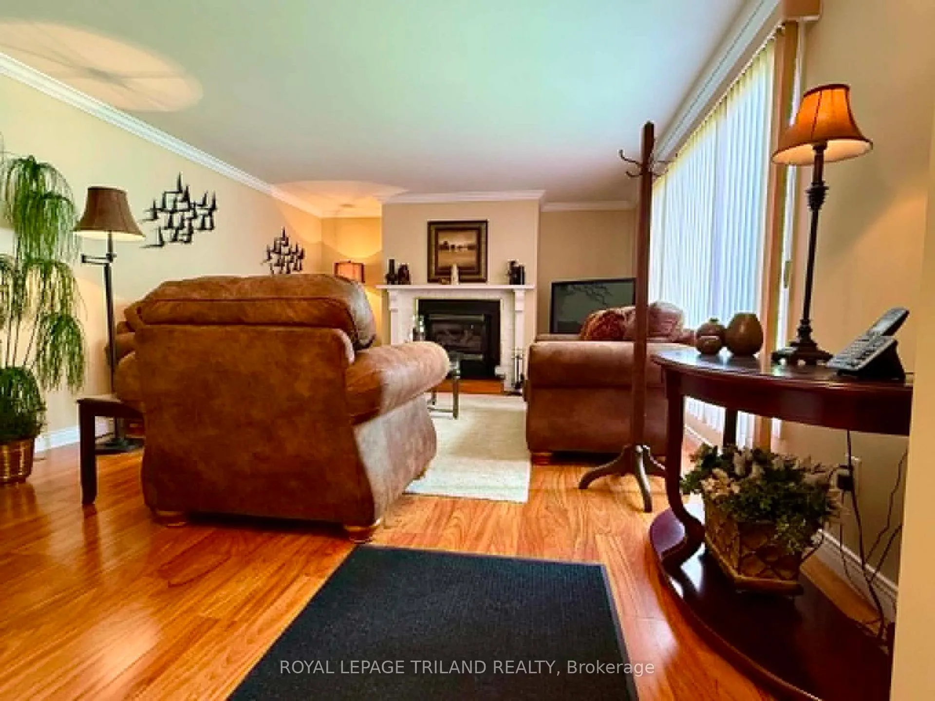 Photo 7 of 274 Monterey Park, South Huron, Stephen — HOMEH