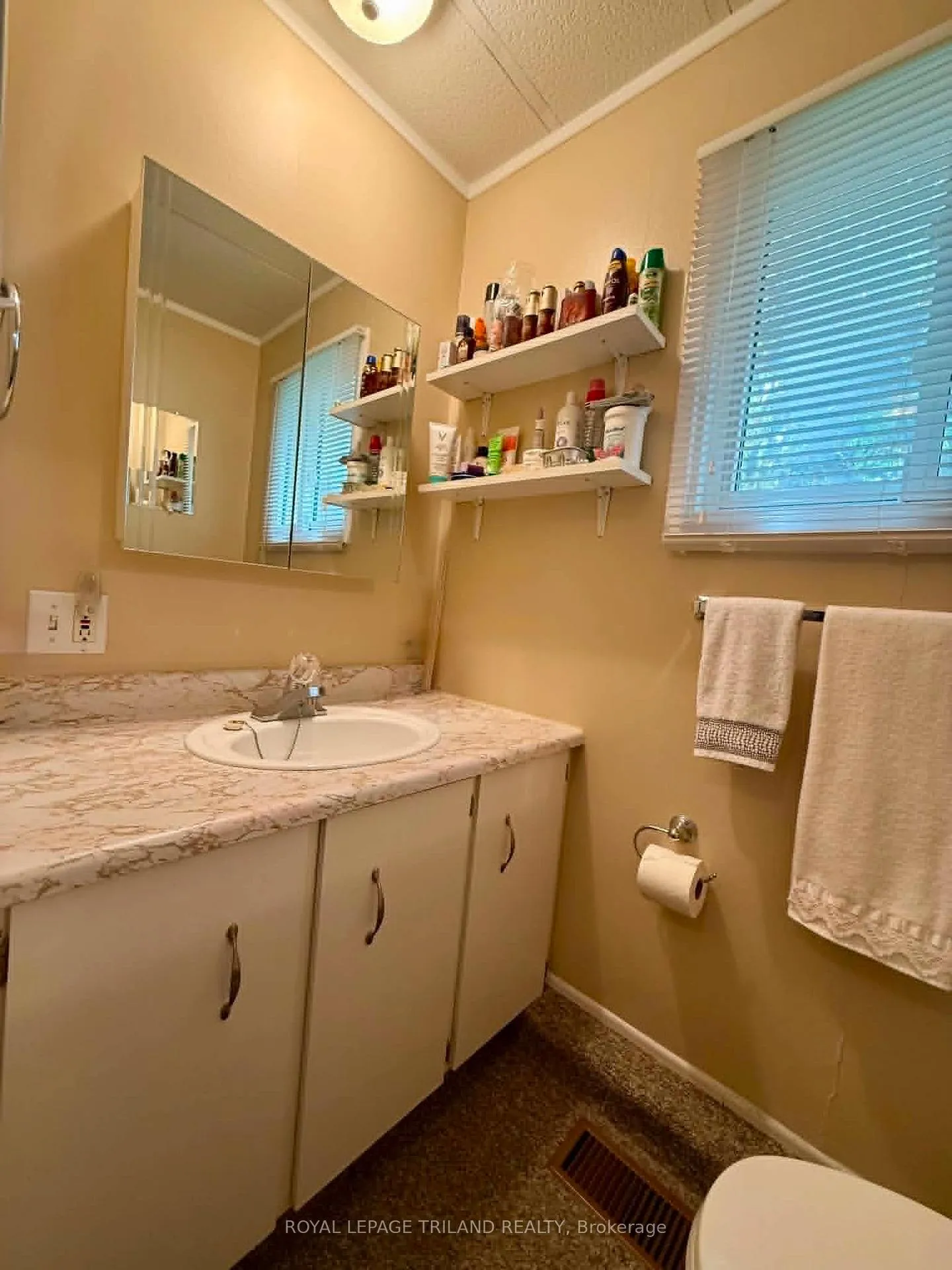 Photo 31 of 274 Monterey Park, South Huron, Stephen — HOMEH