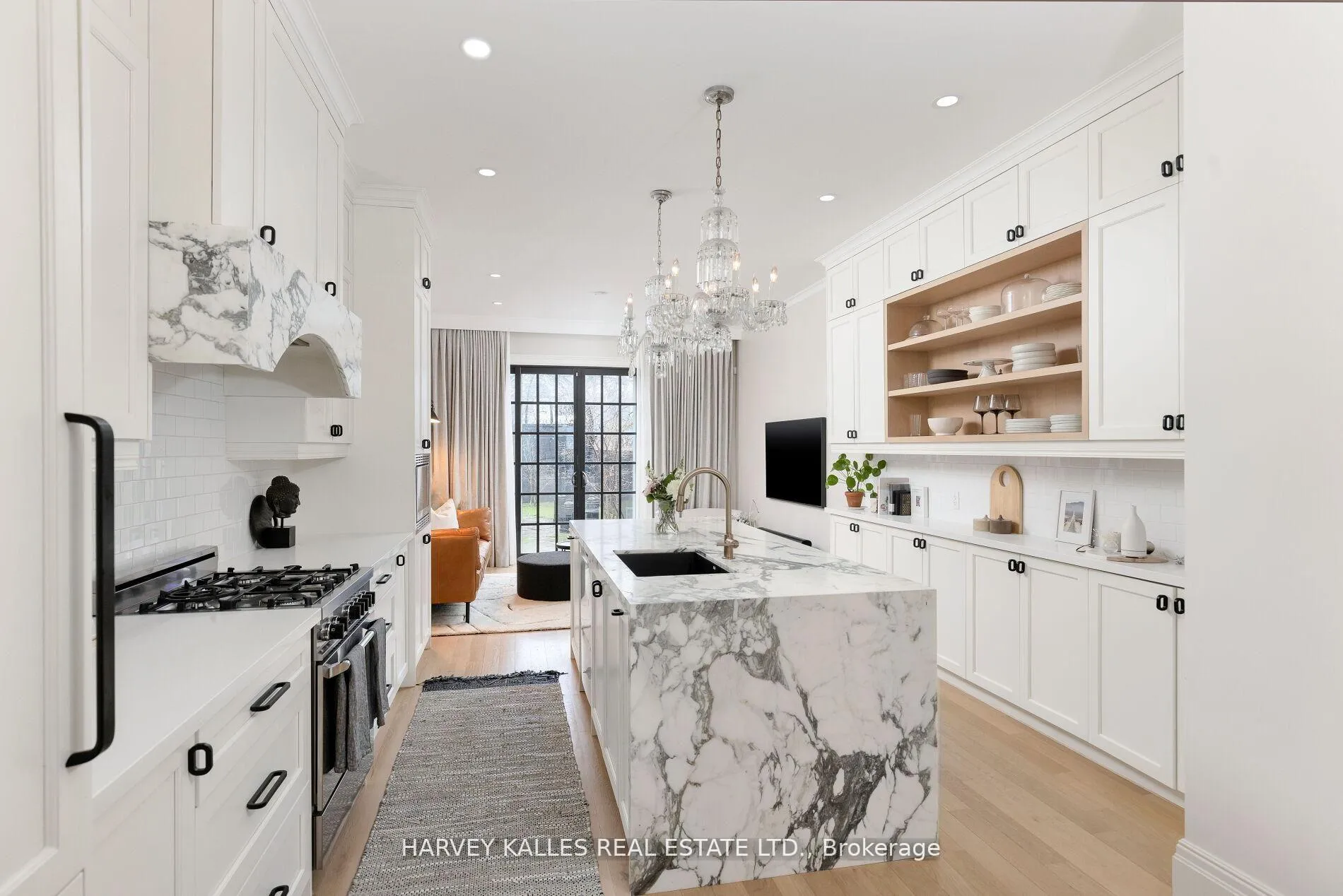 Photo 16 of 38 Sorauren Avenue, Toronto, Roncesvalles — HOMEH