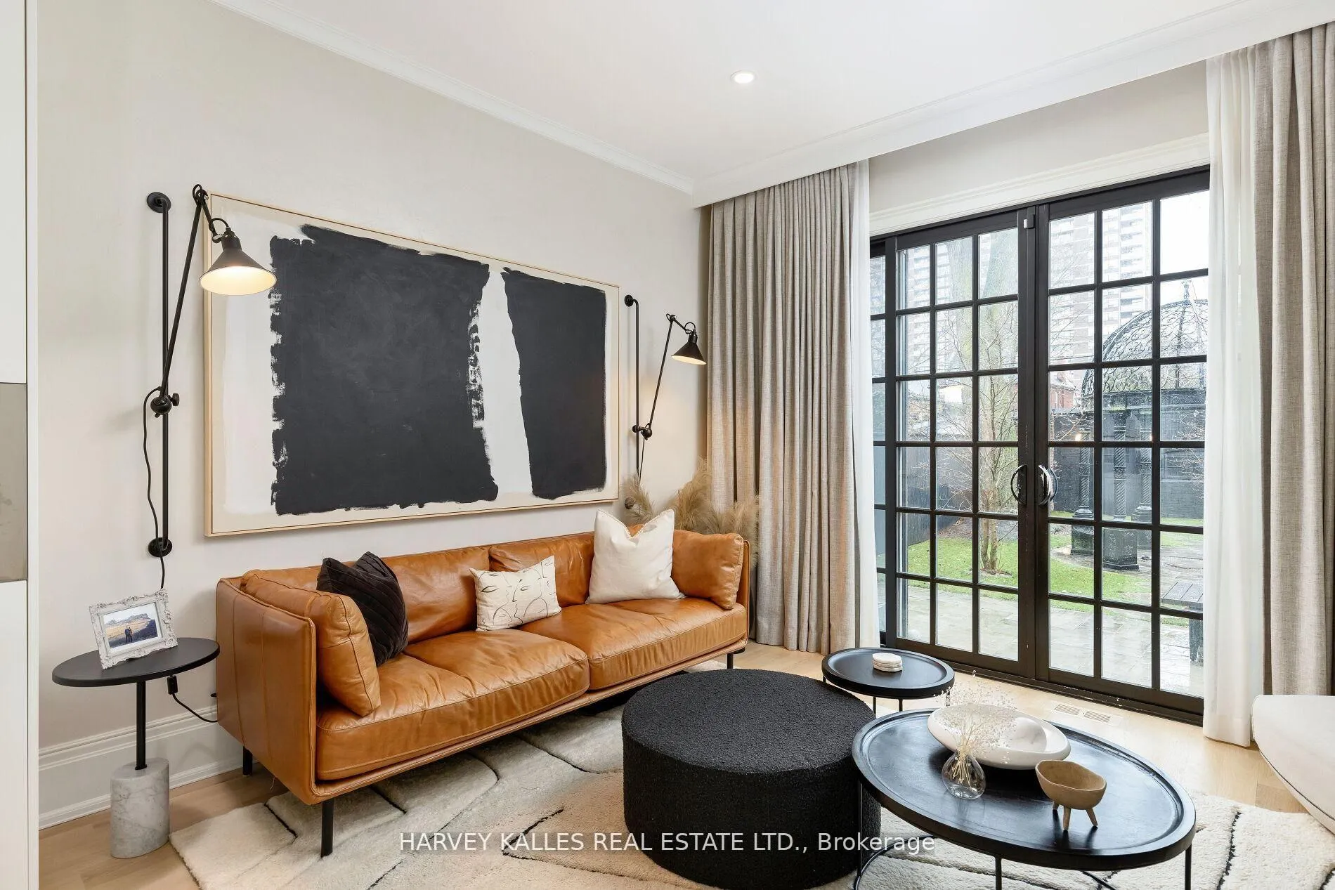 Photo 18 of 38 Sorauren Avenue, Toronto, Roncesvalles — HOMEH