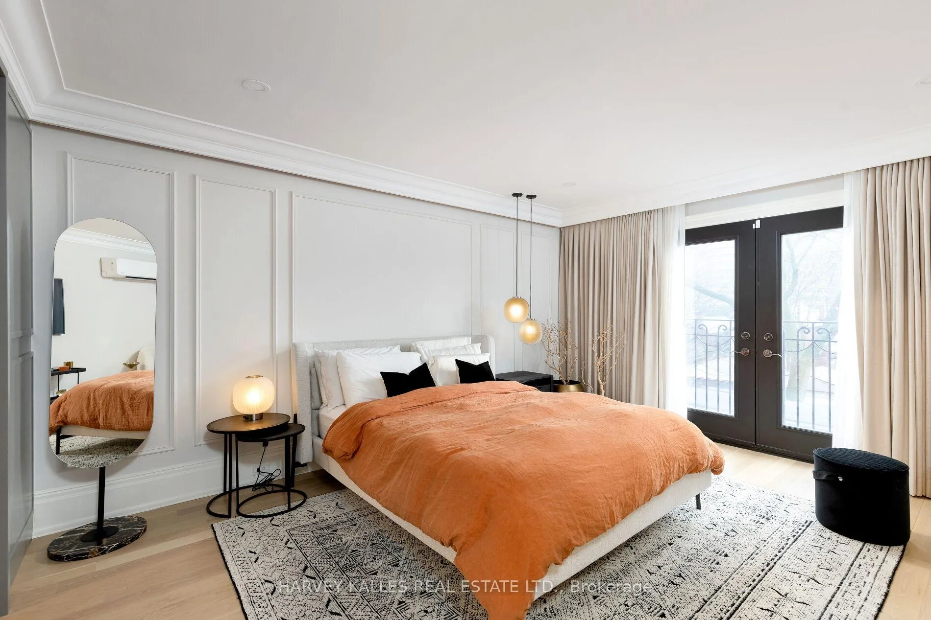 Photo 24 of 38 Sorauren Avenue, Toronto, Roncesvalles — HOMEH