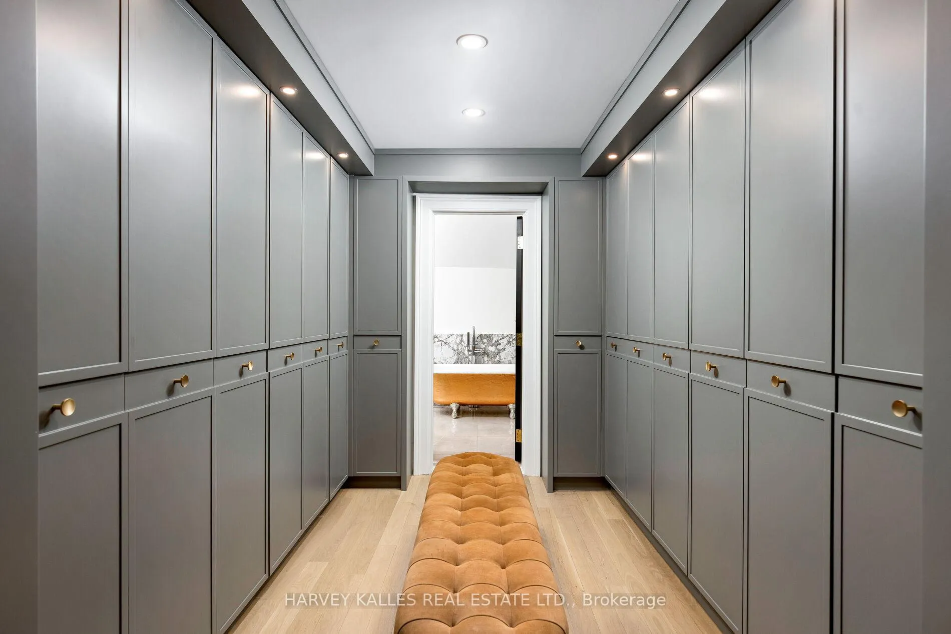 Photo 26 of 38 Sorauren Avenue, Toronto, Roncesvalles — HOMEH