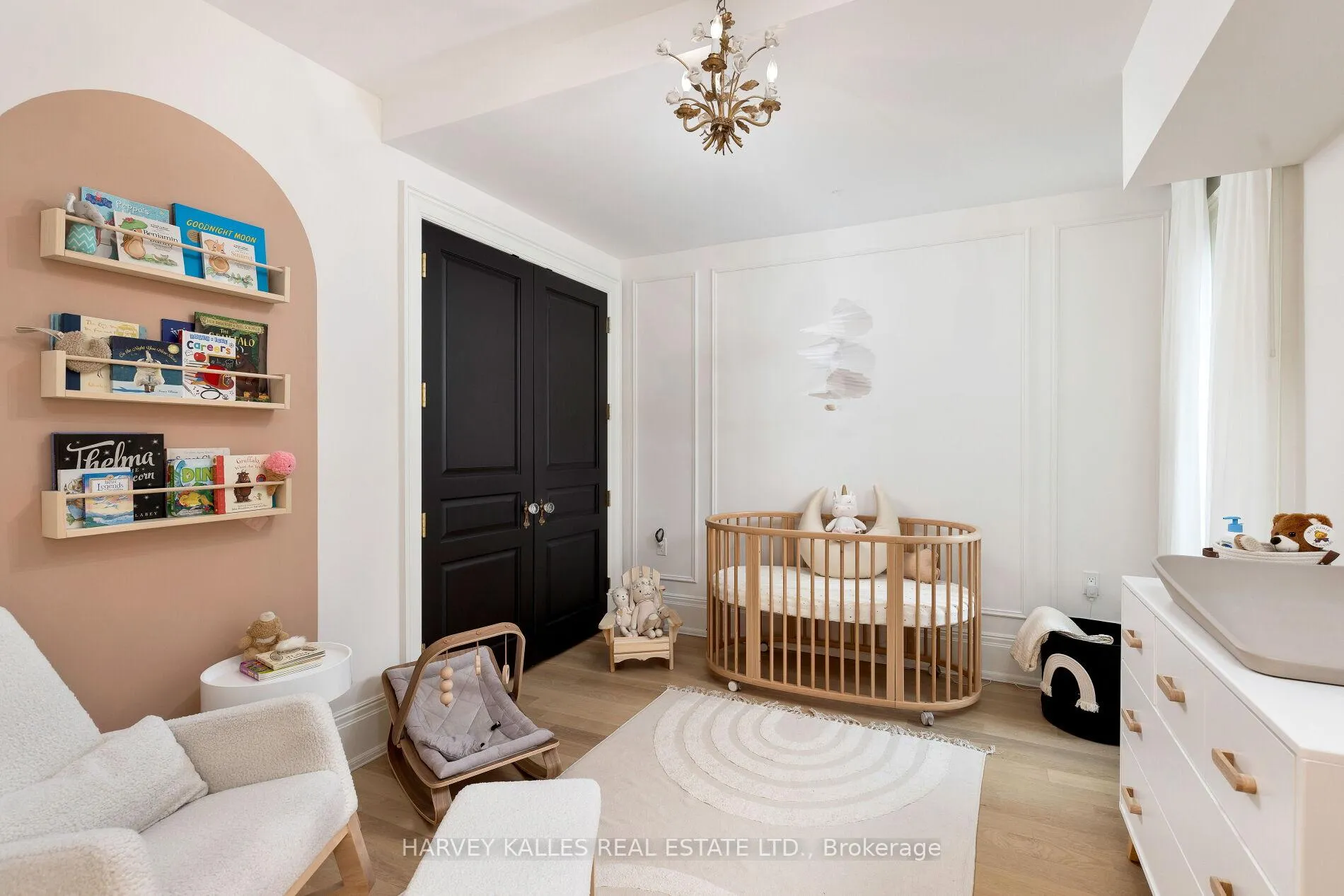 Photo 30 of 38 Sorauren Avenue, Toronto, Roncesvalles — HOMEH