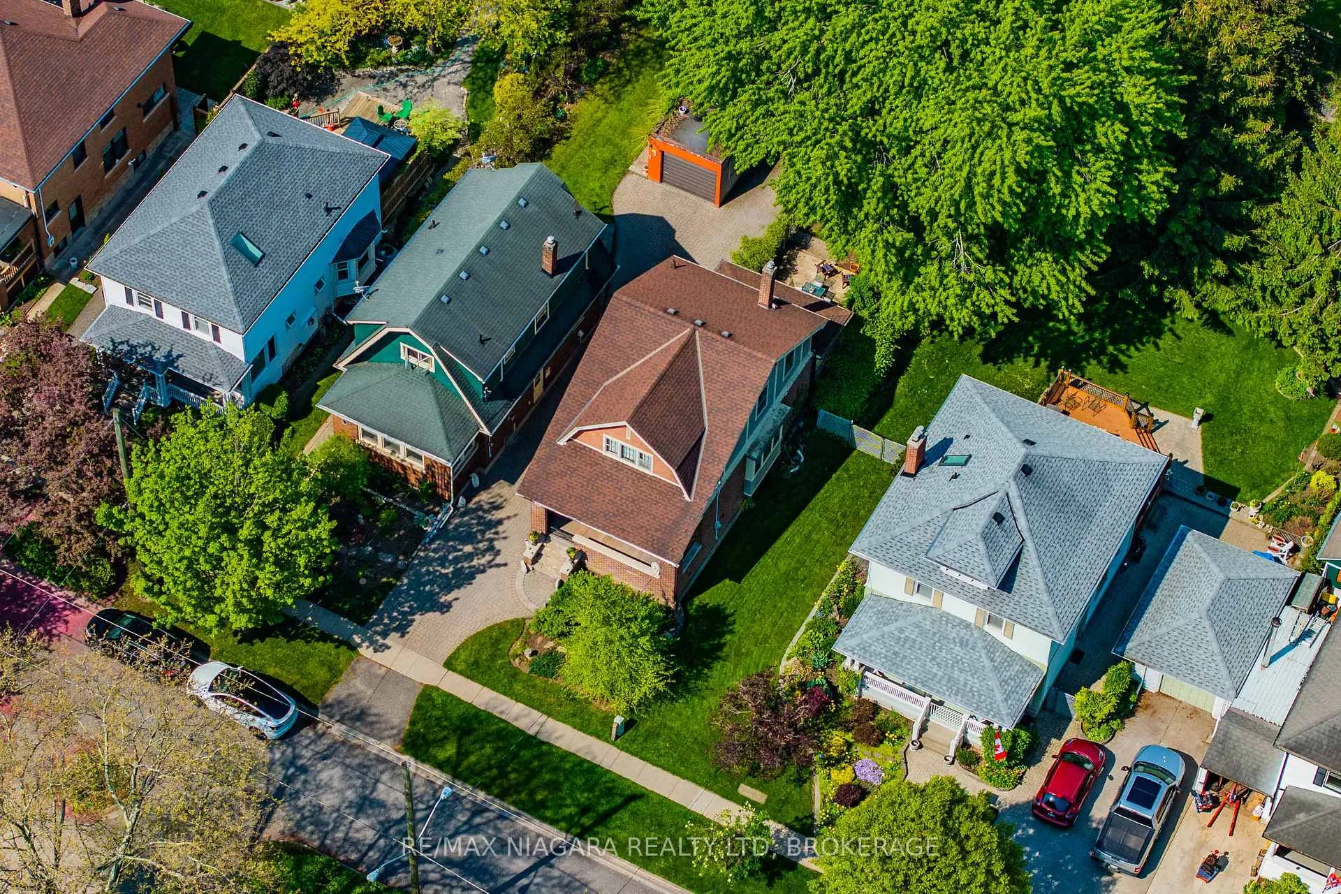 Photo 32 of 17 Wolseley Avenue, St. Catharines, Downtown — HOMEH