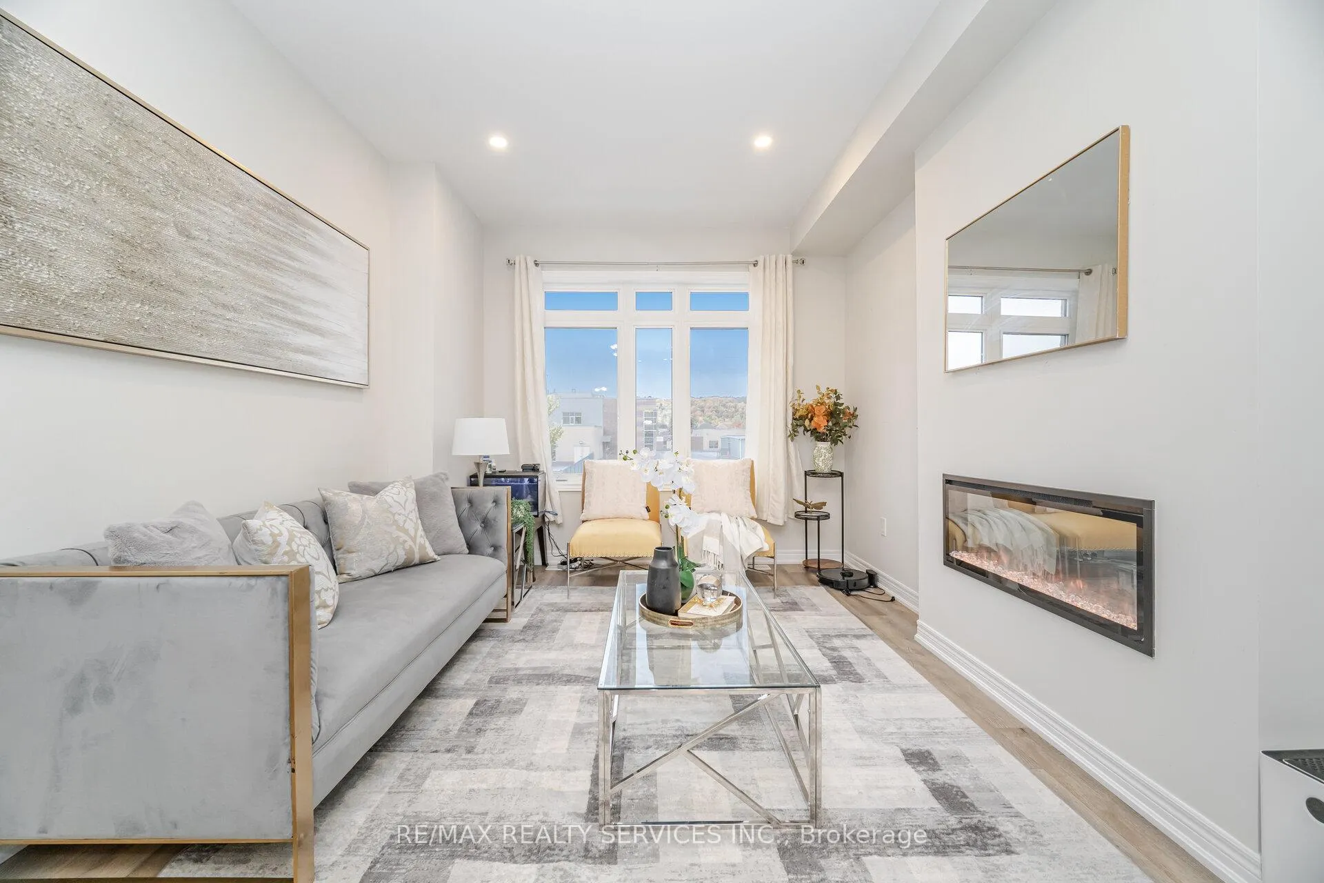 Photo 19 of Unit 3, 40 Zinfandel Drive, Hamilton, Stoney Creek — HOMEH