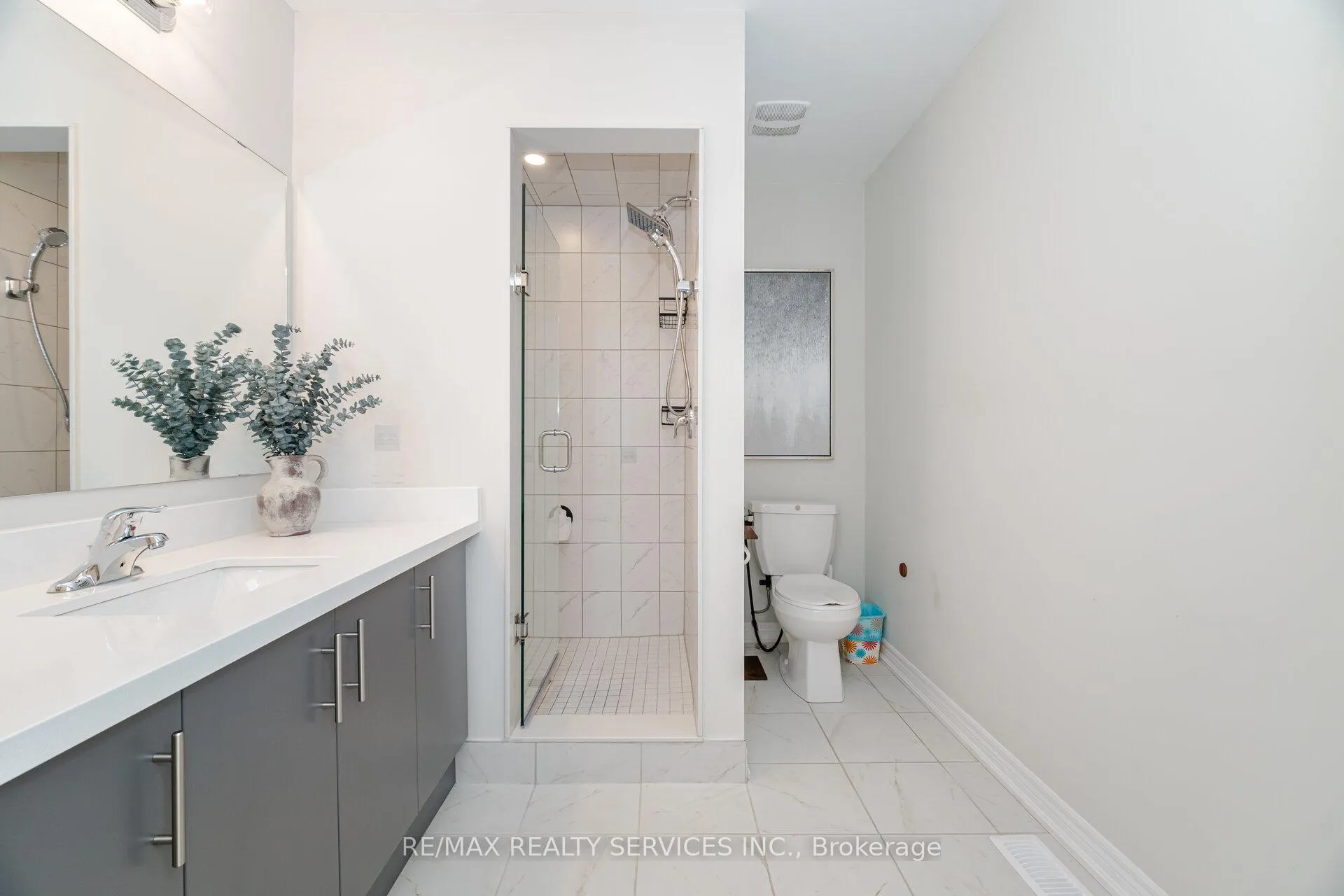 Photo 33 of Unit 3, 40 Zinfandel Drive, Hamilton, Stoney Creek — HOMEH
