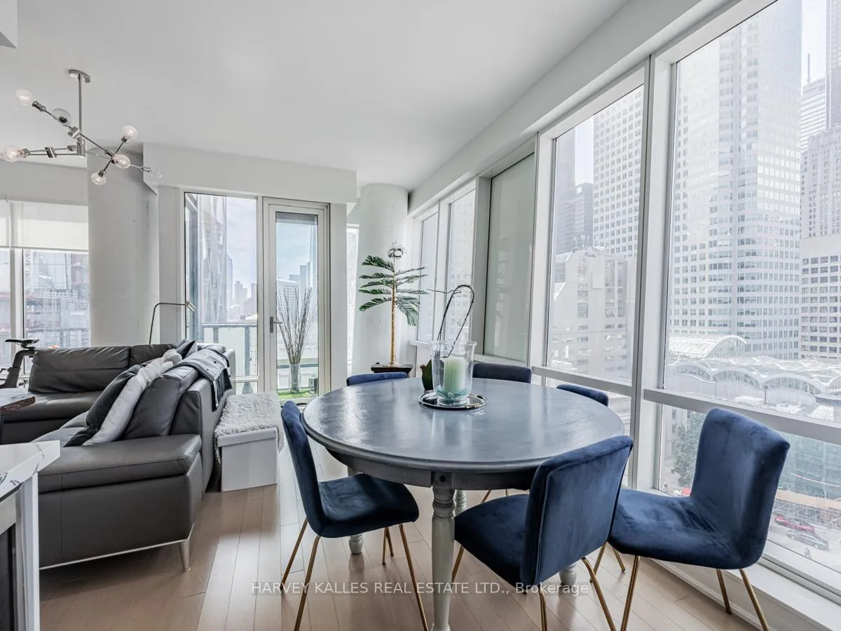 Photo 12 of Unit 1205, 8 The Esplanade, Toronto, Waterfront Communities — HOMEH