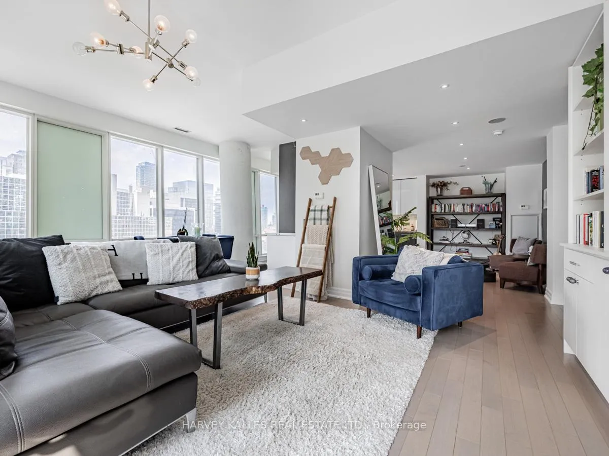 Photo 17 of Unit 1205, 8 The Esplanade, Toronto, Waterfront Communities — HOMEH