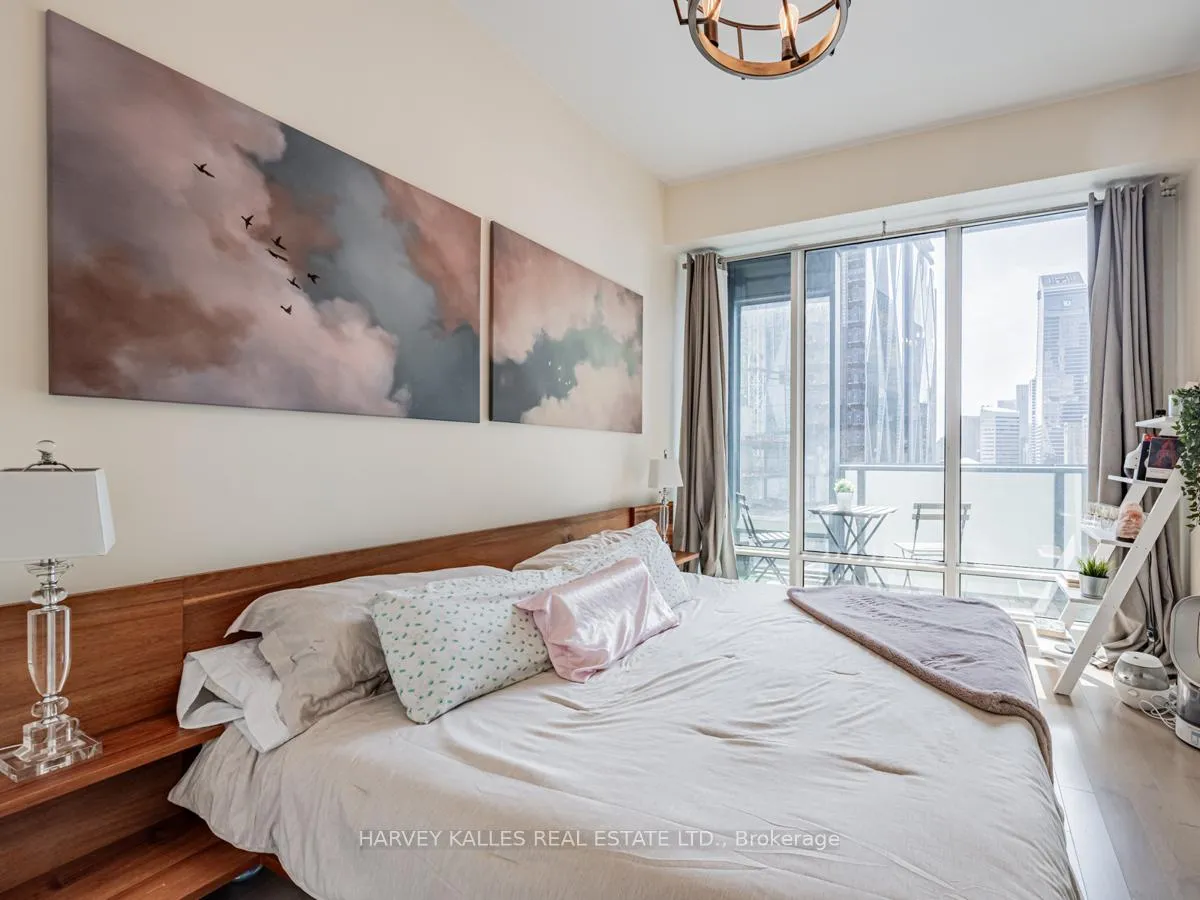 Photo 20 of Unit 1205, 8 The Esplanade, Toronto, Waterfront Communities — HOMEH
