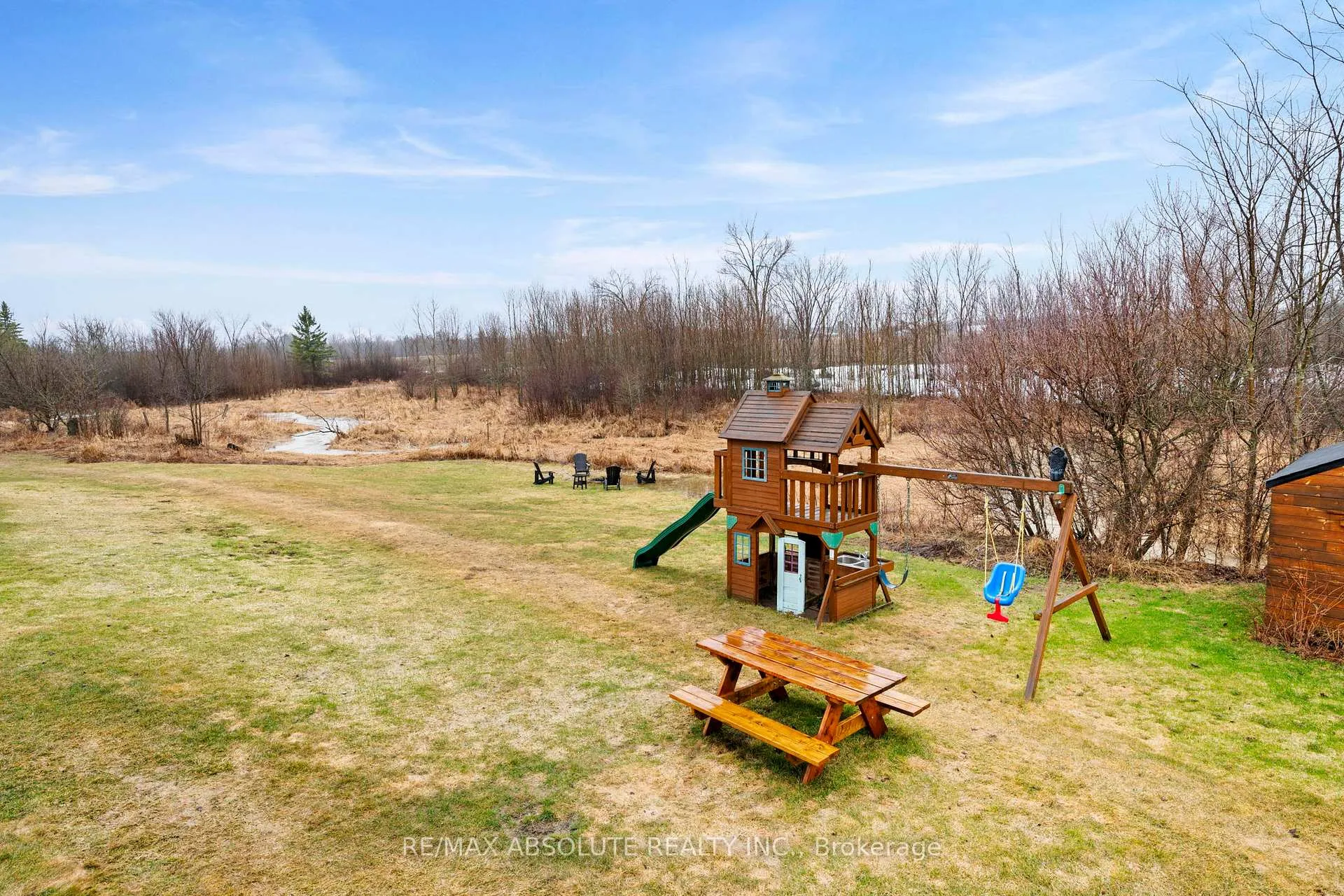 Photo 22 of 1877 Russett Drive, McNab/Braeside, Mcnab/Braeside Twps — HOMEH