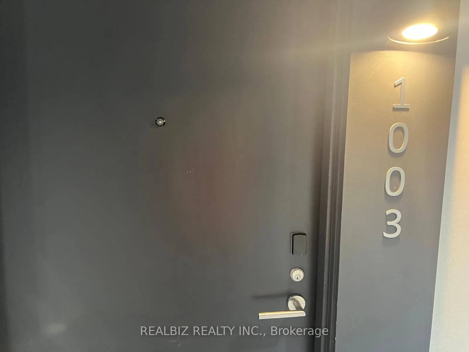 Photo 2 of Unit 1003, 180 Front Street, Toronto, Moss Park — HOMEH