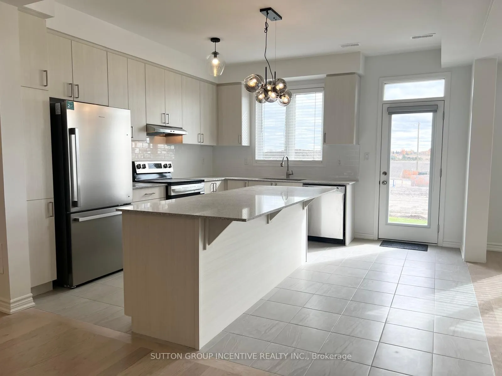 Photo 13 of Unit UPPER, 59 Suzuki Street, Barrie, Rural Barrie Southeast — HOMEH