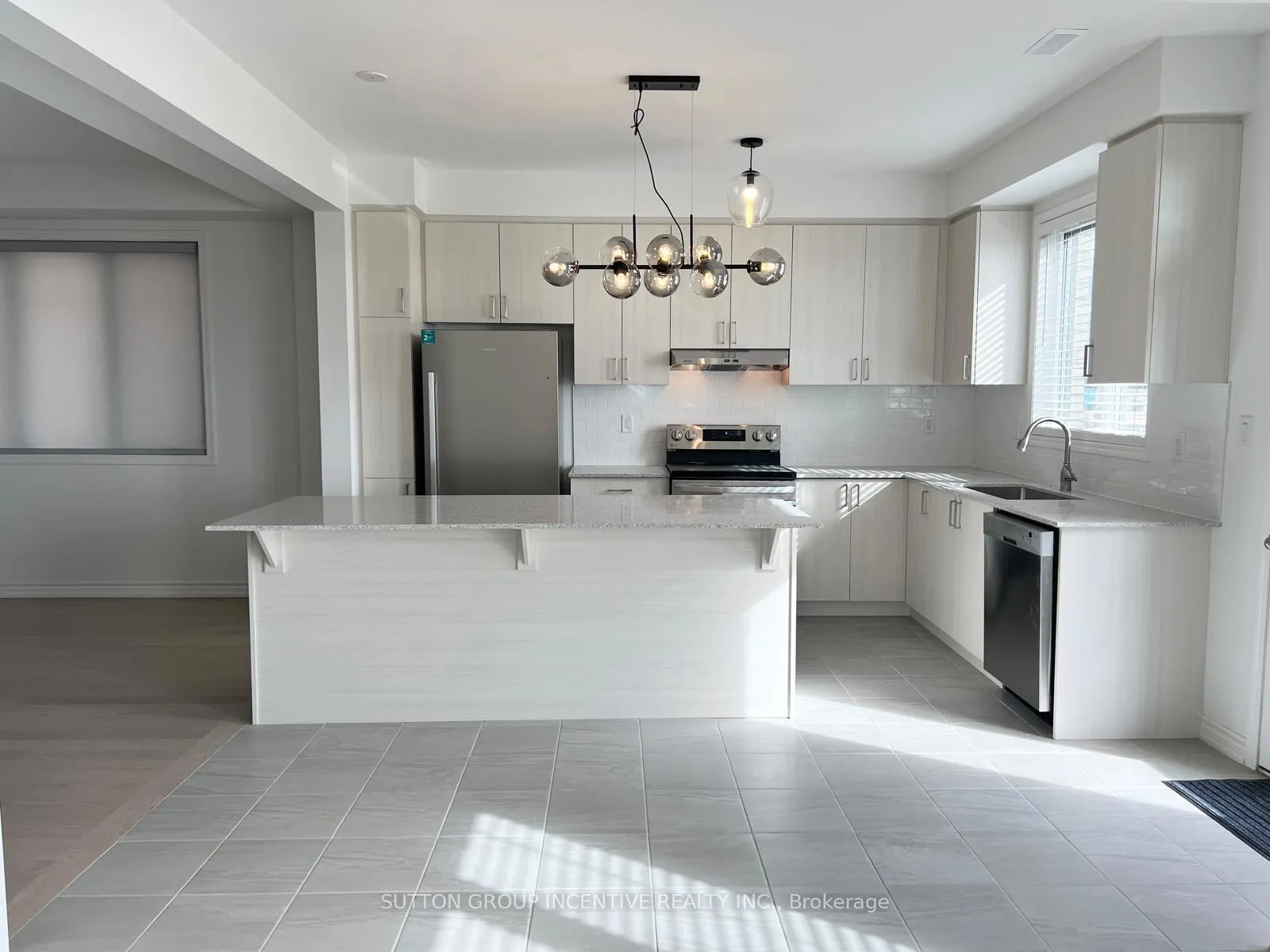 Photo 14 of Unit UPPER, 59 Suzuki Street, Barrie, Rural Barrie Southeast — HOMEH