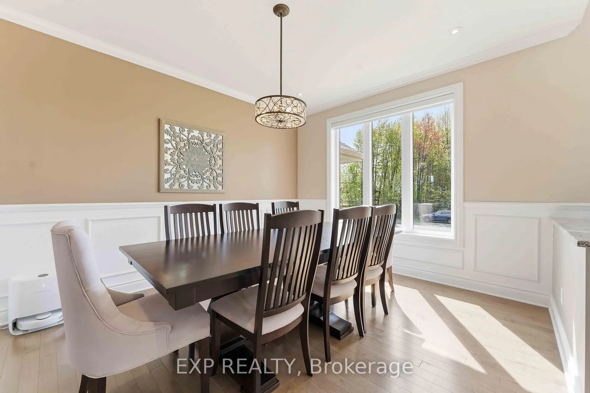 Photo 5 of 7025 Still Meadow Way, Ottawa, Greely — HOMEH
