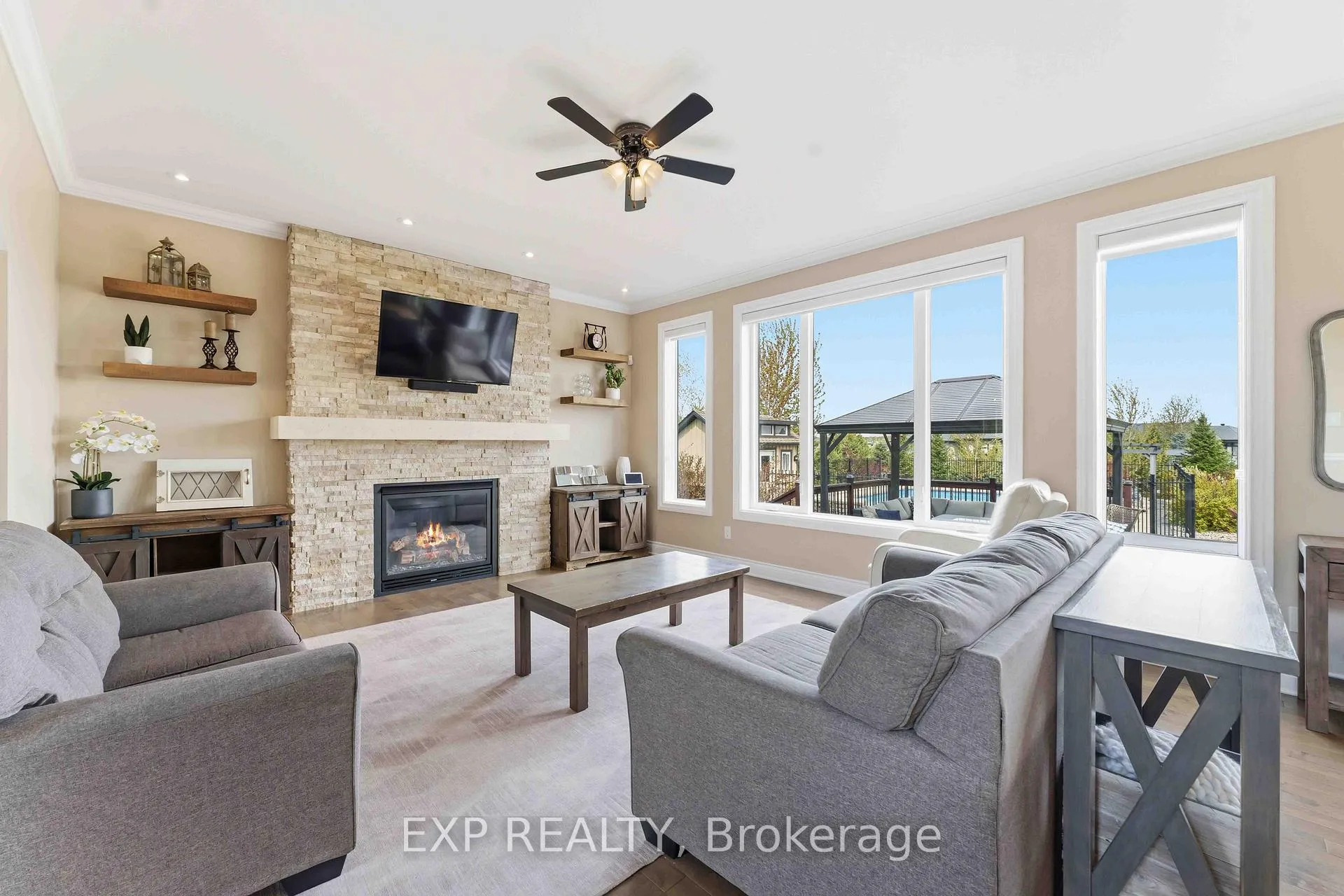 Photo 10 of 7025 Still Meadow Way, Ottawa, Greely — HOMEH