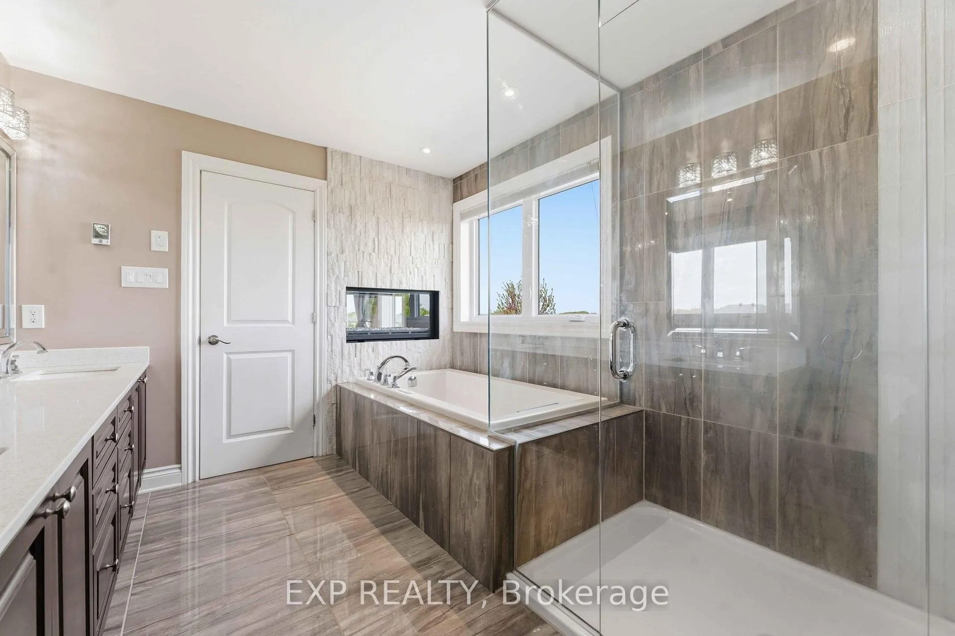 Photo 29 of 7025 Still Meadow Way, Ottawa, Greely — HOMEH