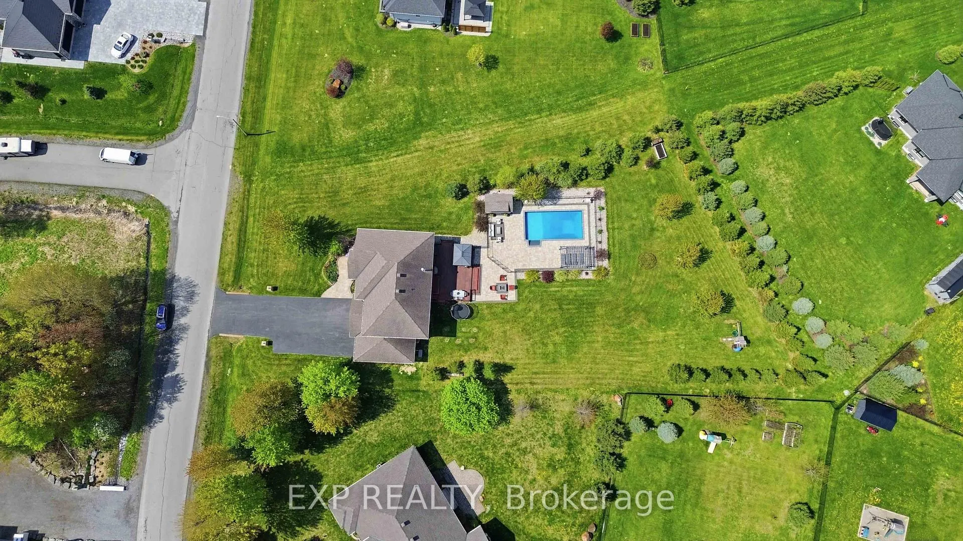 Photo 47 of 7025 Still Meadow Way, Ottawa, Greely — HOMEH