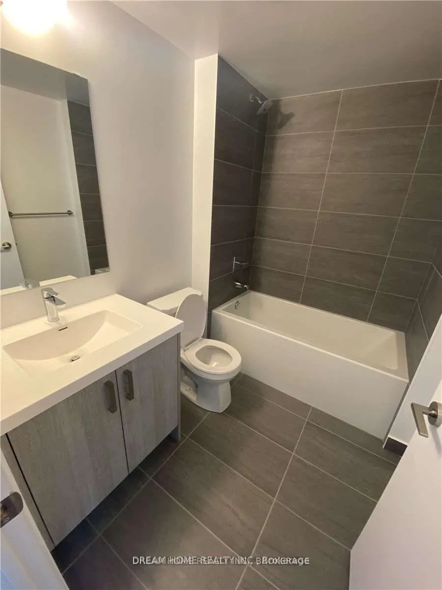 Photo 6 of Unit 2201, 77 Mutual Street, Toronto, Church-Yonge Corridor — HOMEH