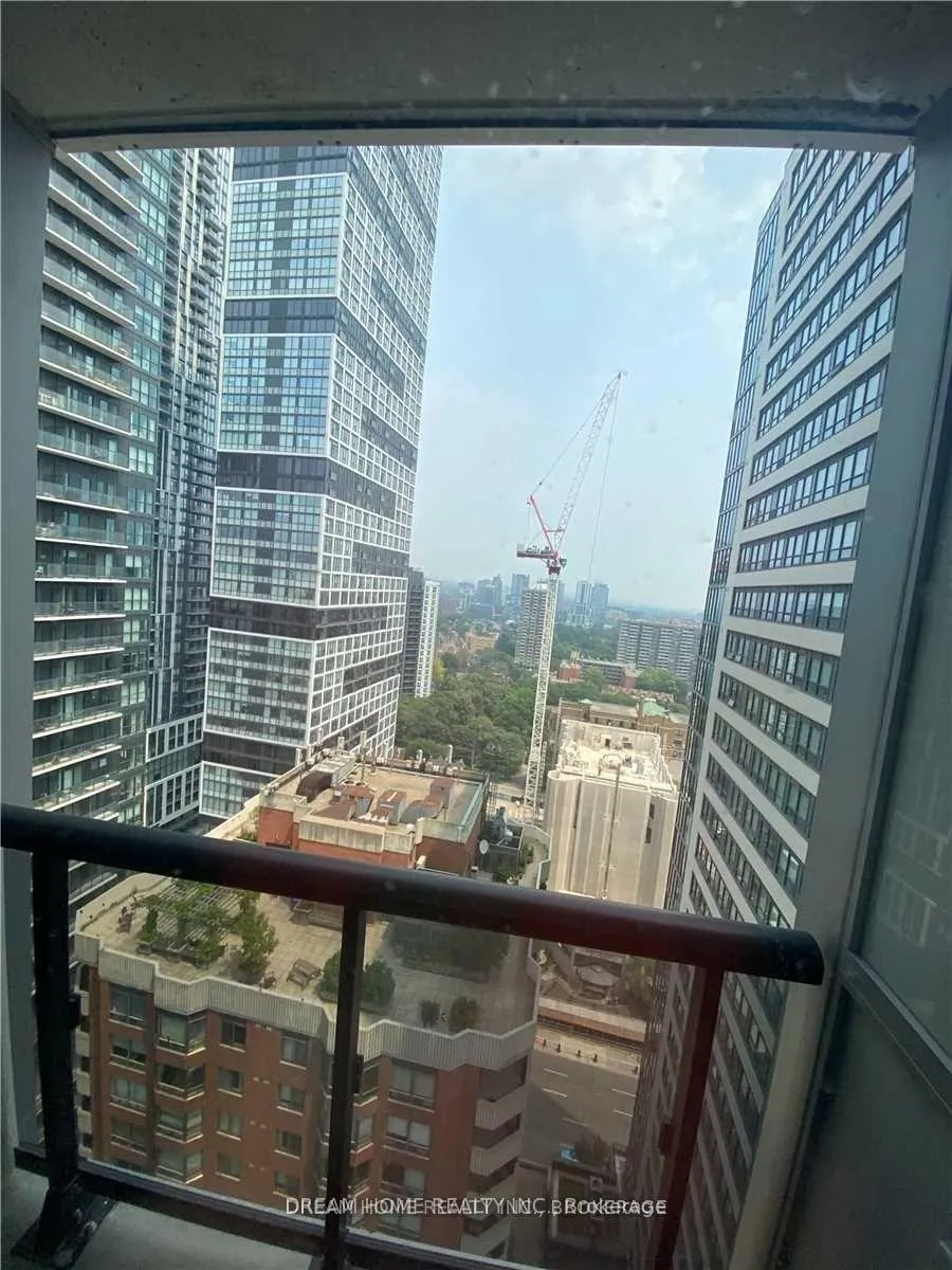 Photo 8 of Unit 2201, 77 Mutual Street, Toronto, Church-Yonge Corridor — HOMEH