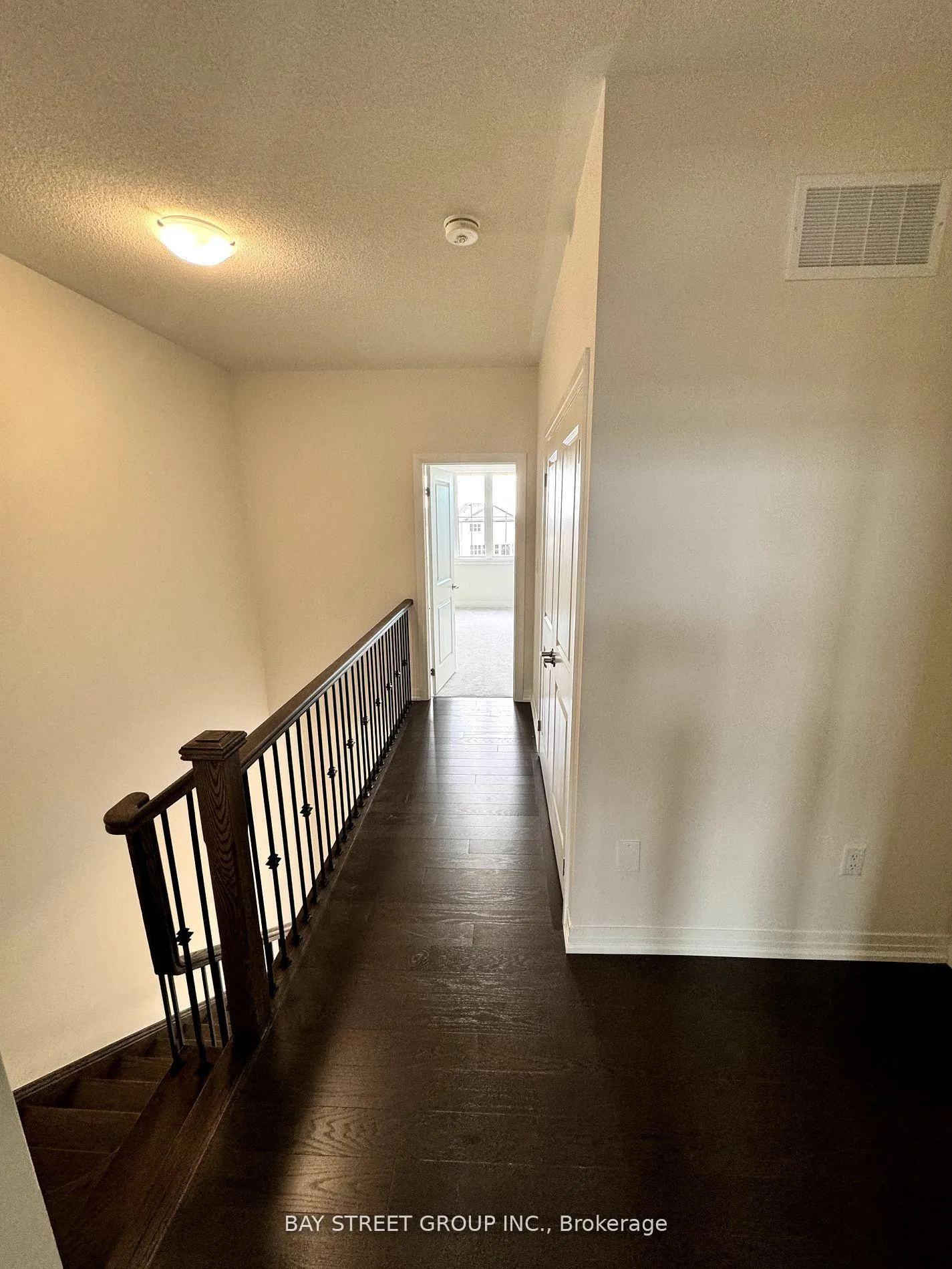 Photo 5 of 1193 Marathon Avenue, Pickering, Rural Pickering — HOMEH