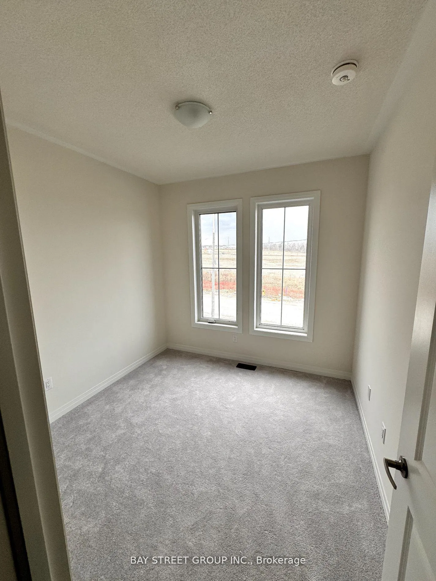 Photo 11 of 1193 Marathon Avenue, Pickering, Rural Pickering — HOMEH