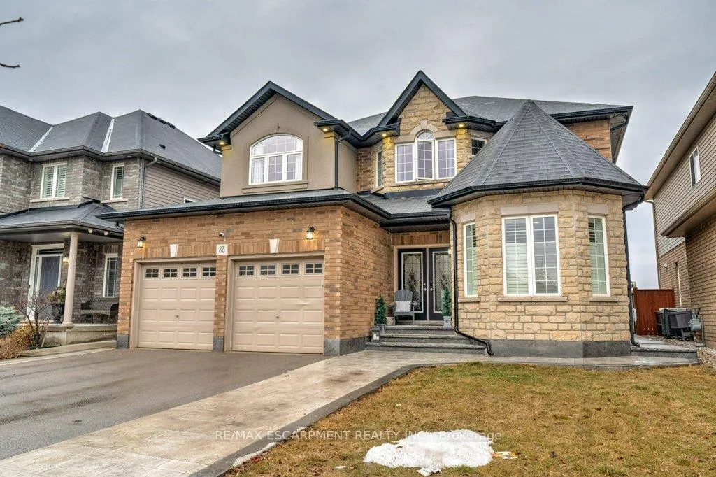 Photo 4 of Unit MAIN, 85 Showcase Drive, Hamilton, Stoney Creek — HOMEH