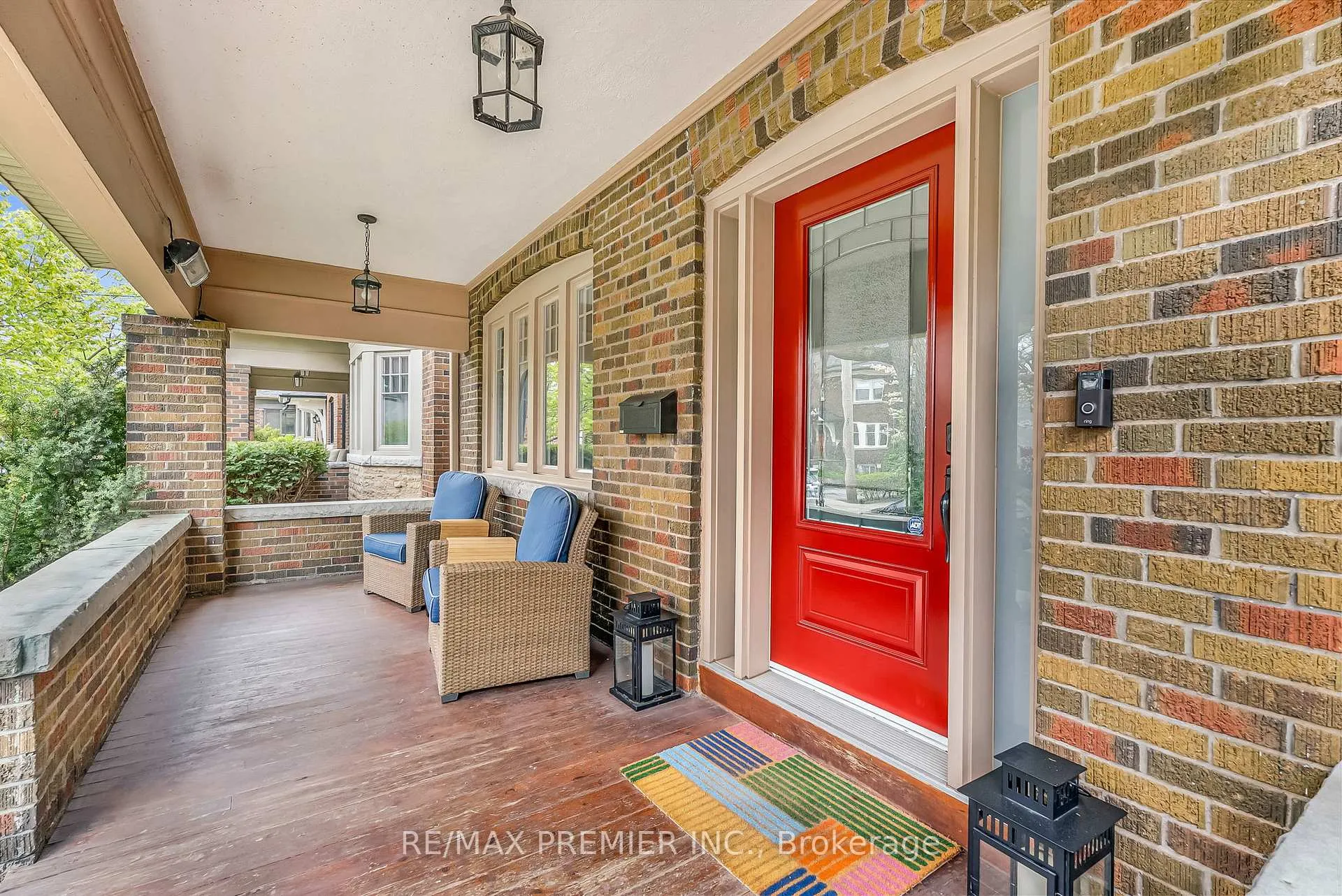 Photo 4 of 75 Rivercrest Road, Toronto, Lambton Baby Point — HOMEH