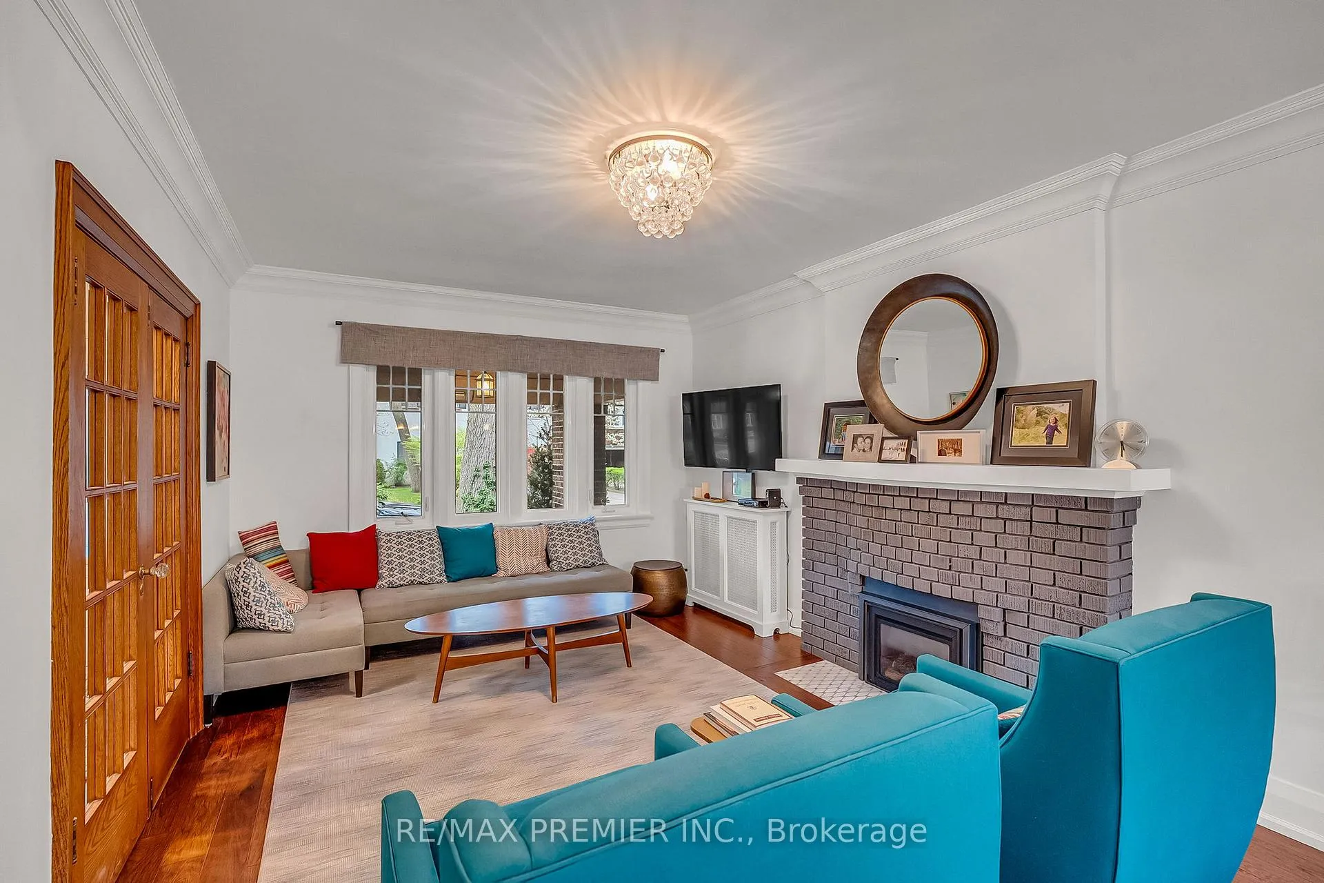 Photo 7 of 75 Rivercrest Road, Toronto, Lambton Baby Point — HOMEH
