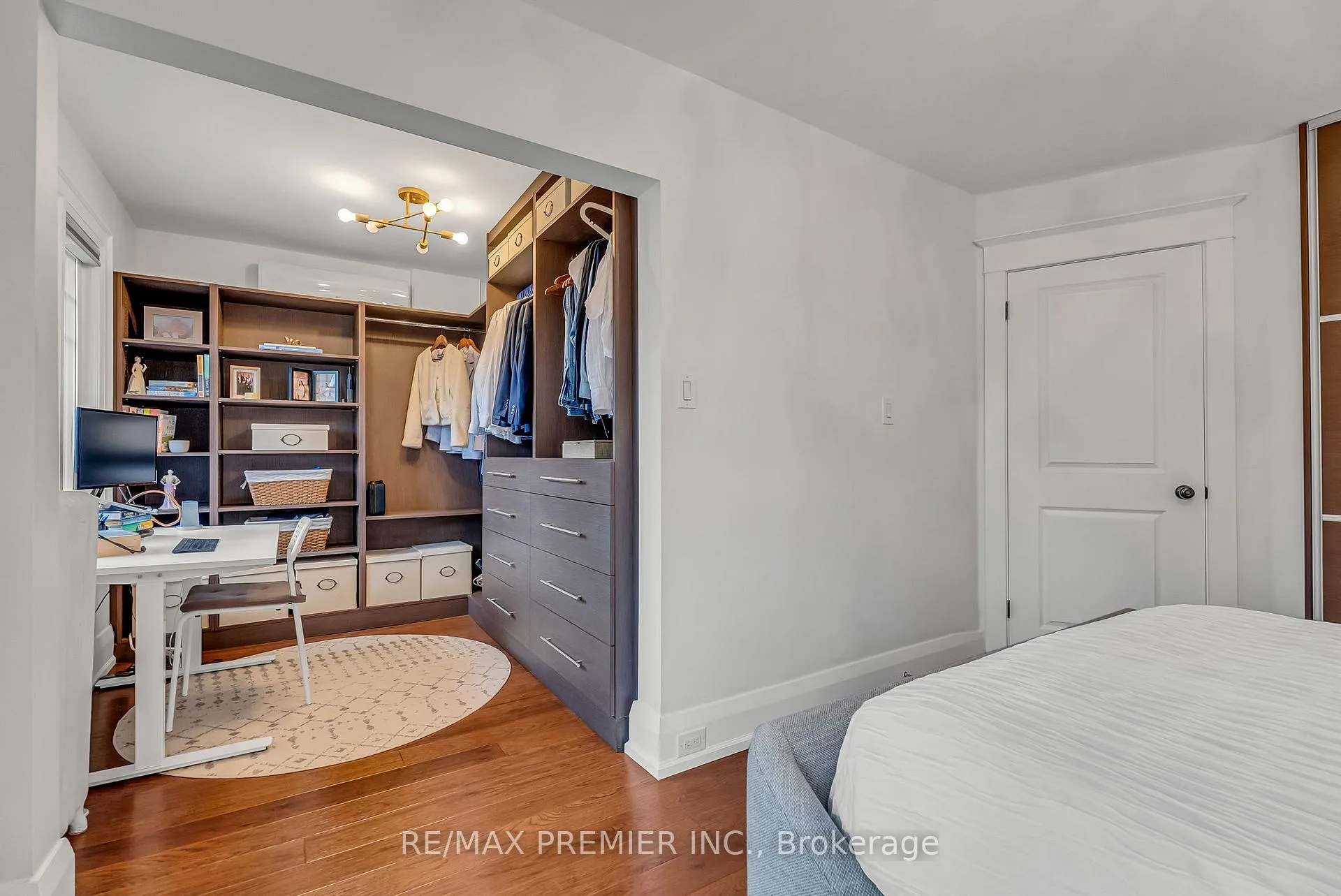 Photo 23 of 75 Rivercrest Road, Toronto, Lambton Baby Point — HOMEH