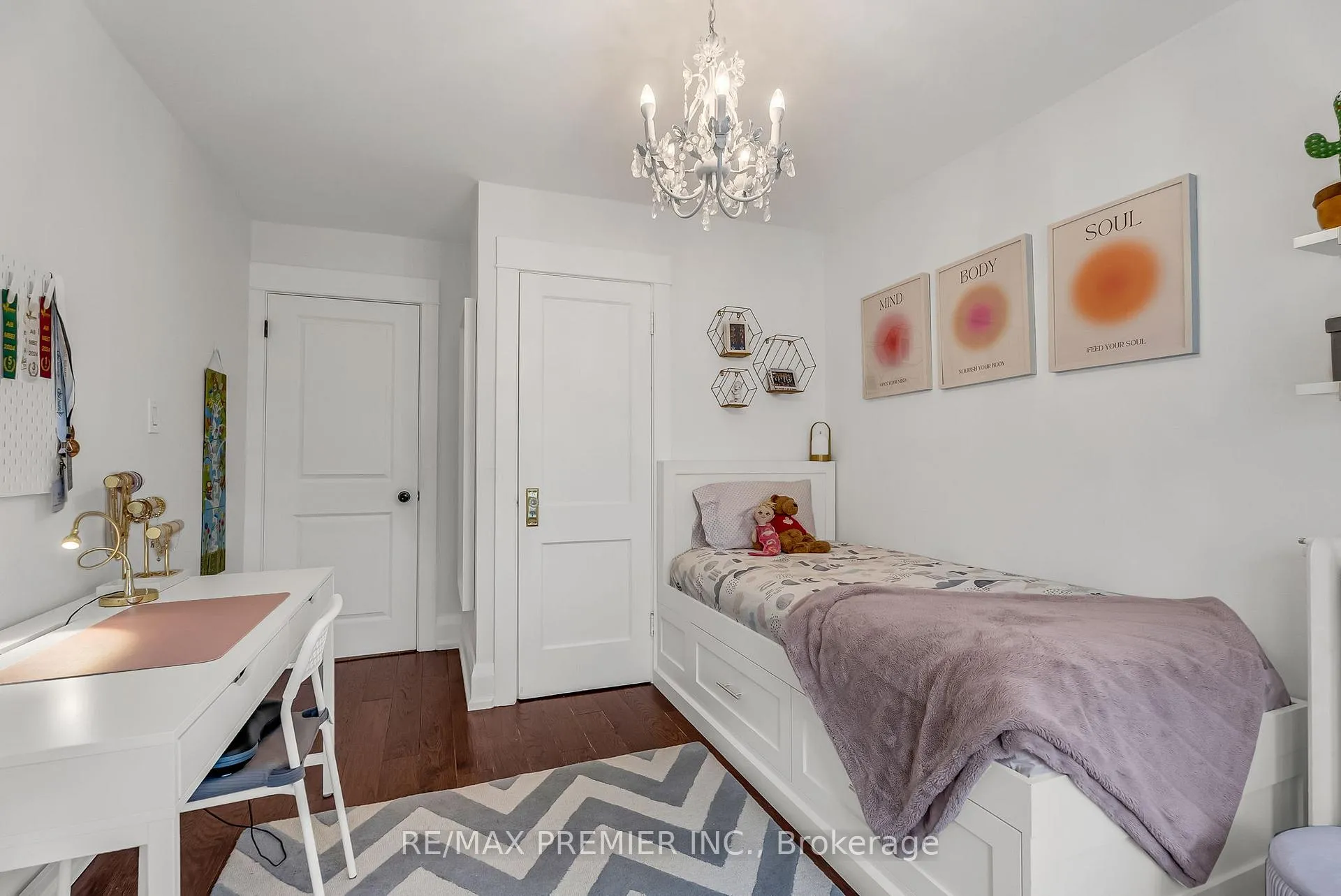 Photo 29 of 75 Rivercrest Road, Toronto, Lambton Baby Point — HOMEH