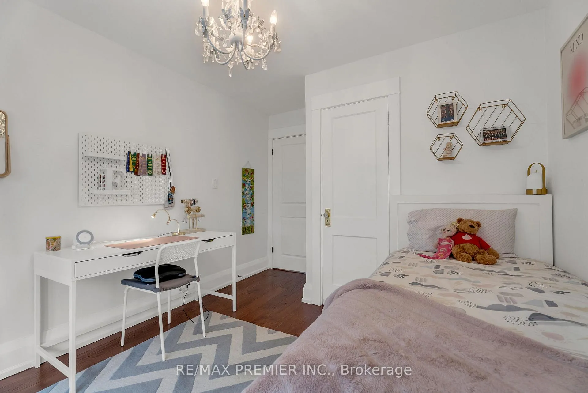 Photo 30 of 75 Rivercrest Road, Toronto, Lambton Baby Point — HOMEH