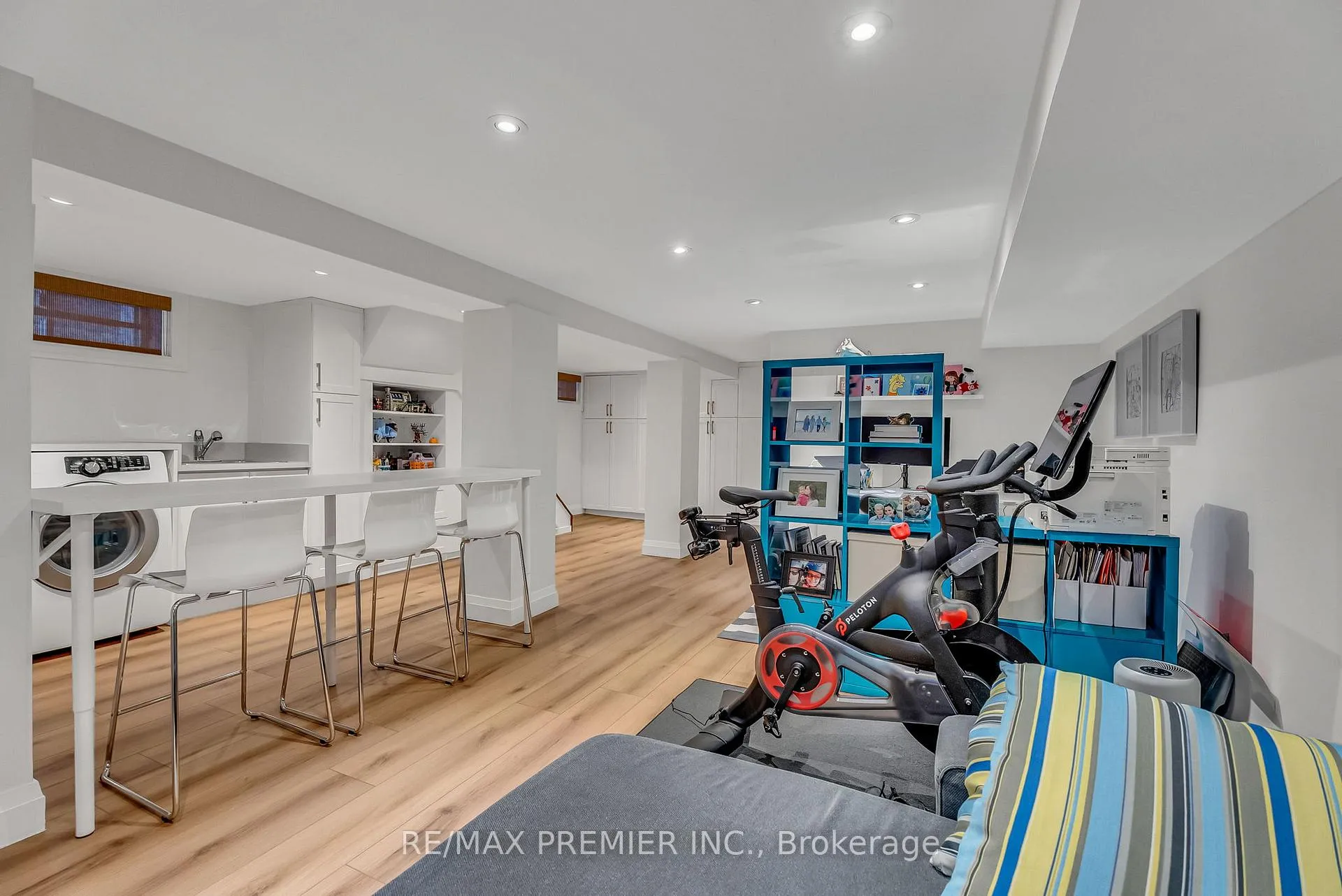 Photo 36 of 75 Rivercrest Road, Toronto, Lambton Baby Point — HOMEH