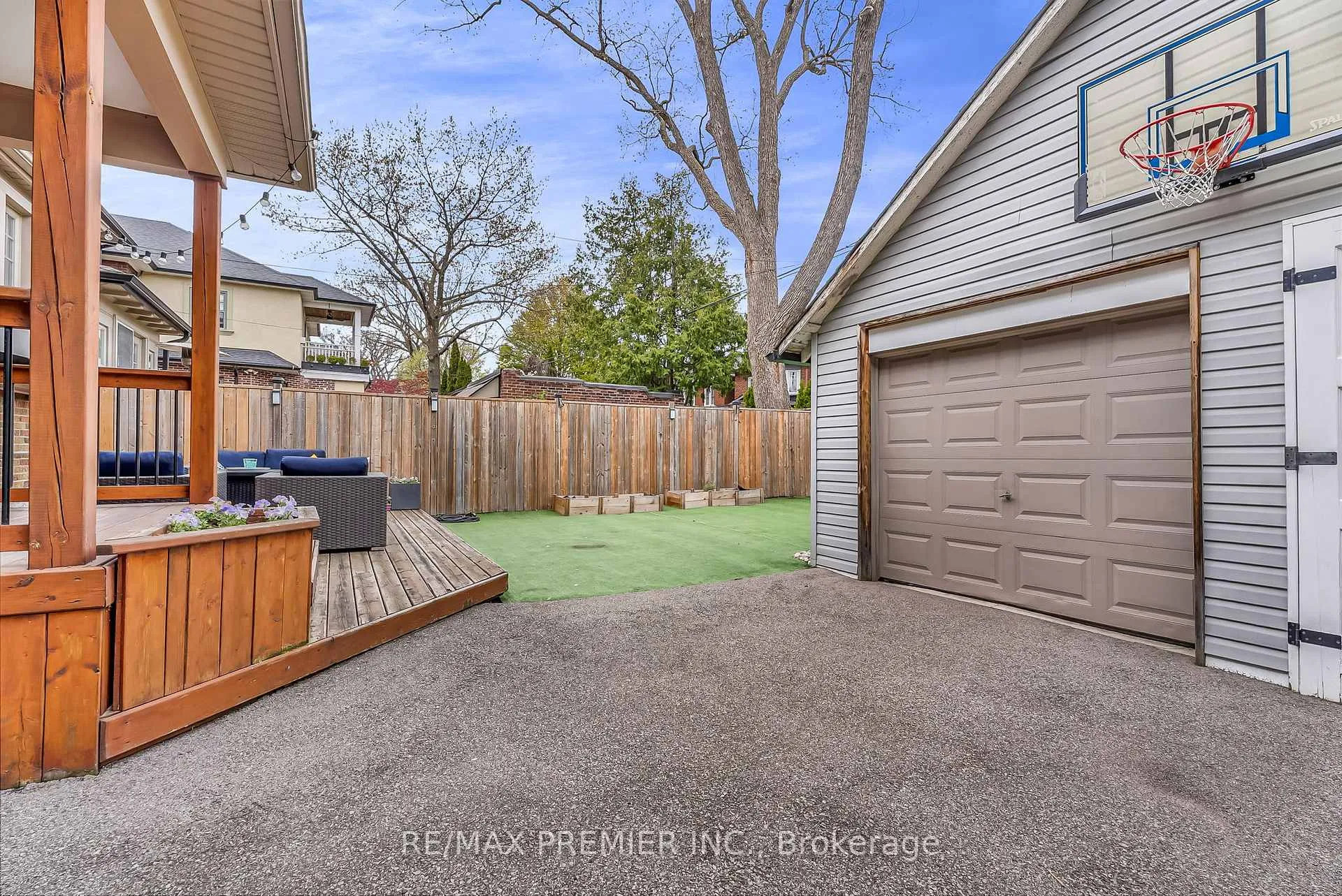 Photo 42 of 75 Rivercrest Road, Toronto, Lambton Baby Point — HOMEH