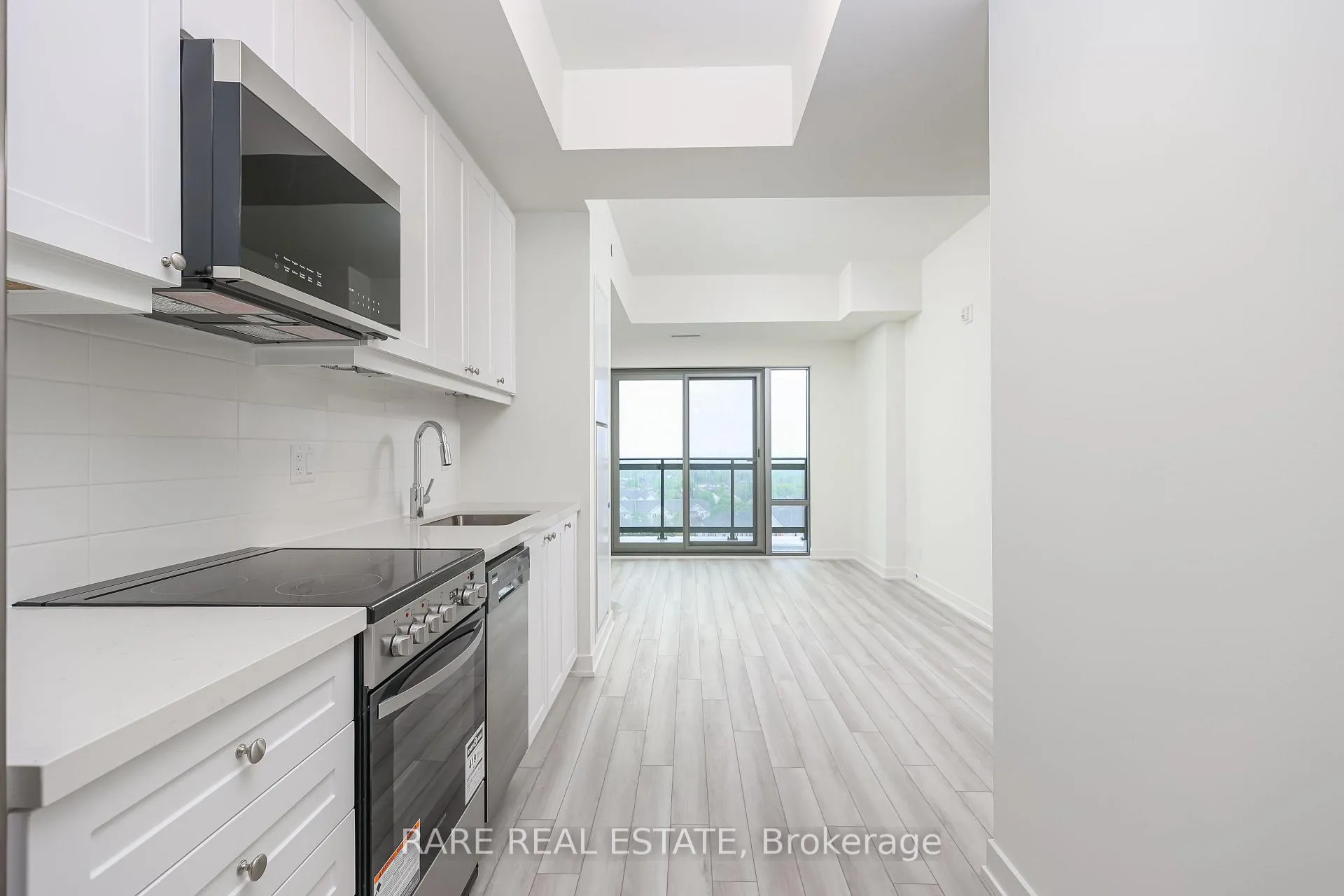 Photo 2 of Unit 1103, 51 Clarington Boulevard, Clarington, Bowmanville — HOMEH