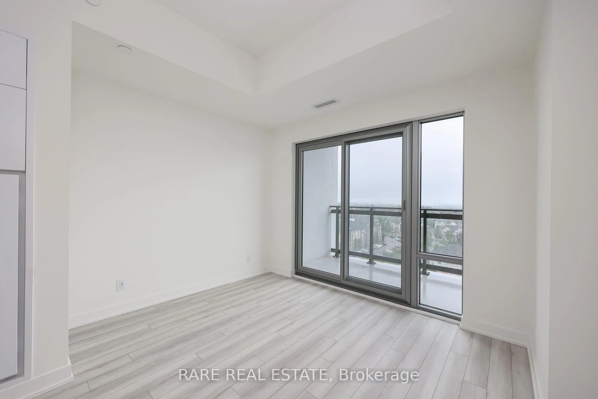 Photo 5 of Unit 1103, 51 Clarington Boulevard, Clarington, Bowmanville — HOMEH