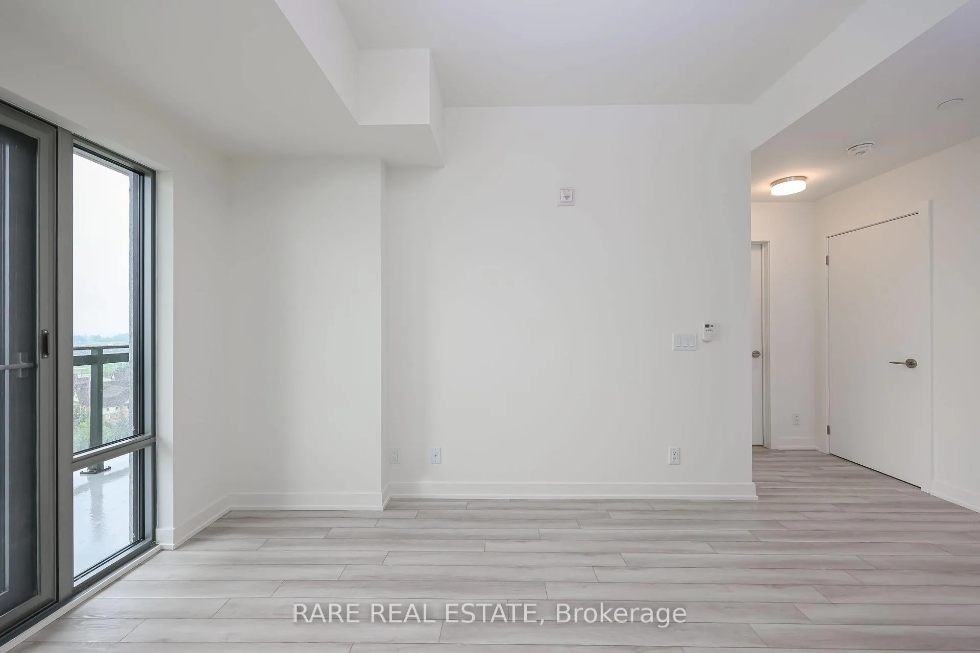 Photo 6 of Unit 1103, 51 Clarington Boulevard, Clarington, Bowmanville — HOMEH